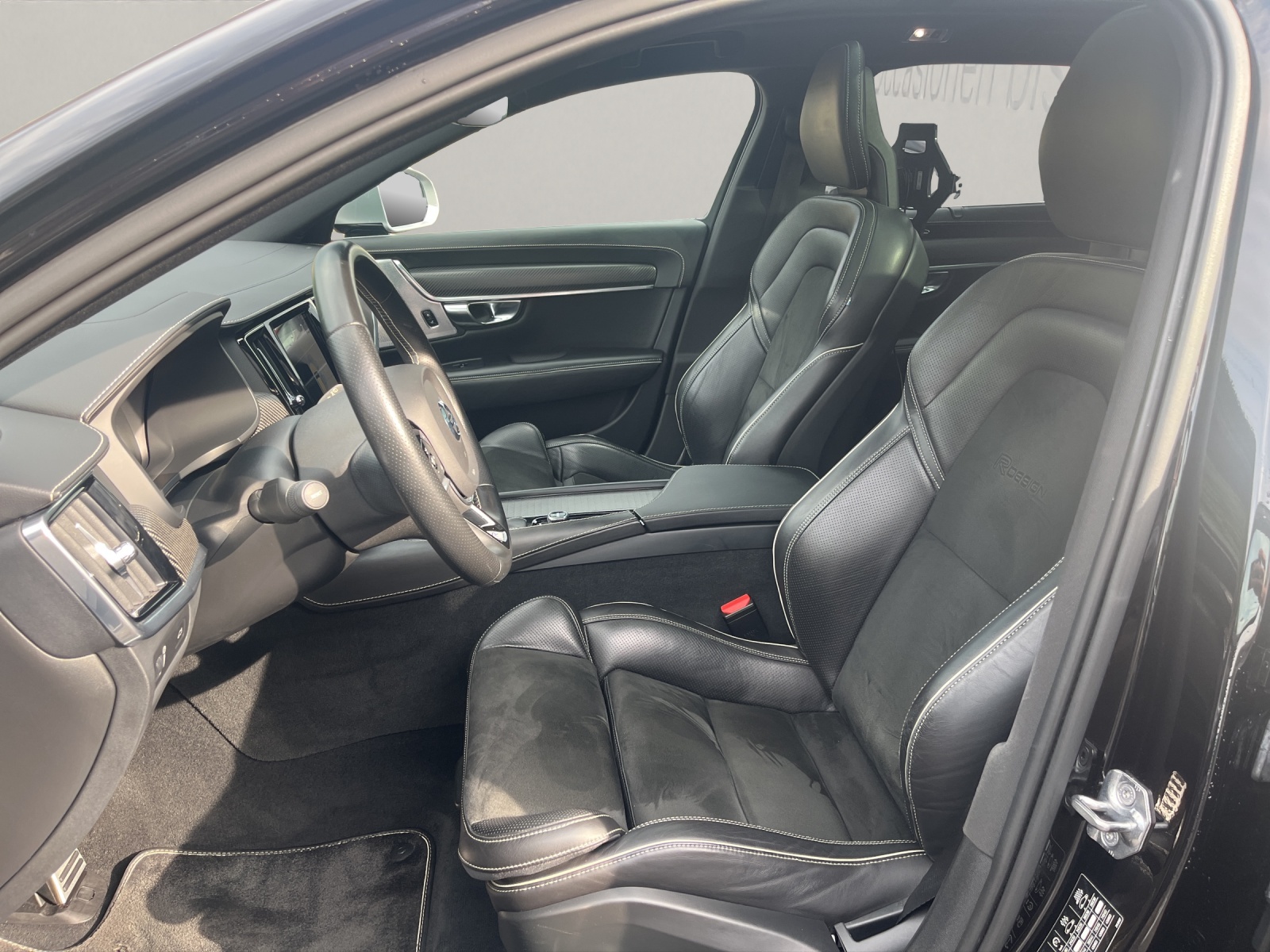 VOLVO V90 2.0 D5 R-Design AWD-image-10