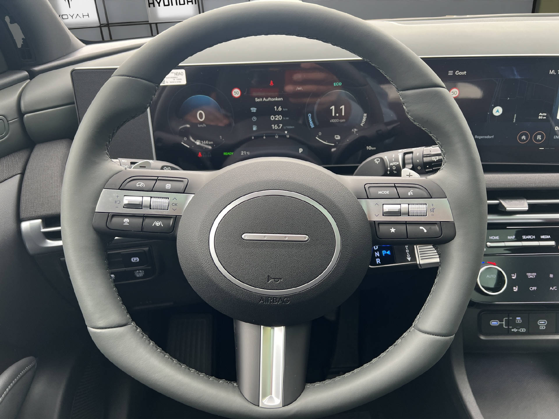 HYUNDAI Tucson 1.6 T-GDi HEV 20th Anniversary 4WD-image-8