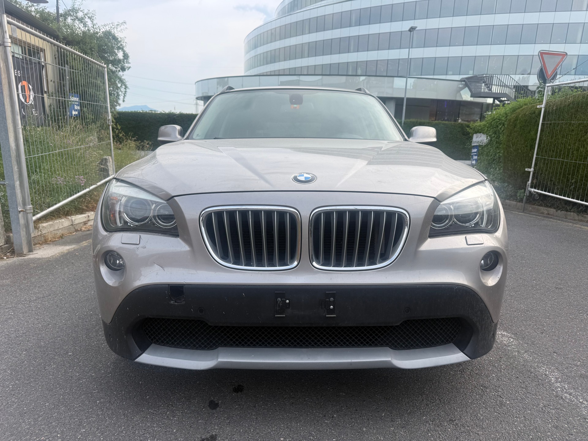 BMW X1 xDrive 23d Steptronic-image-1