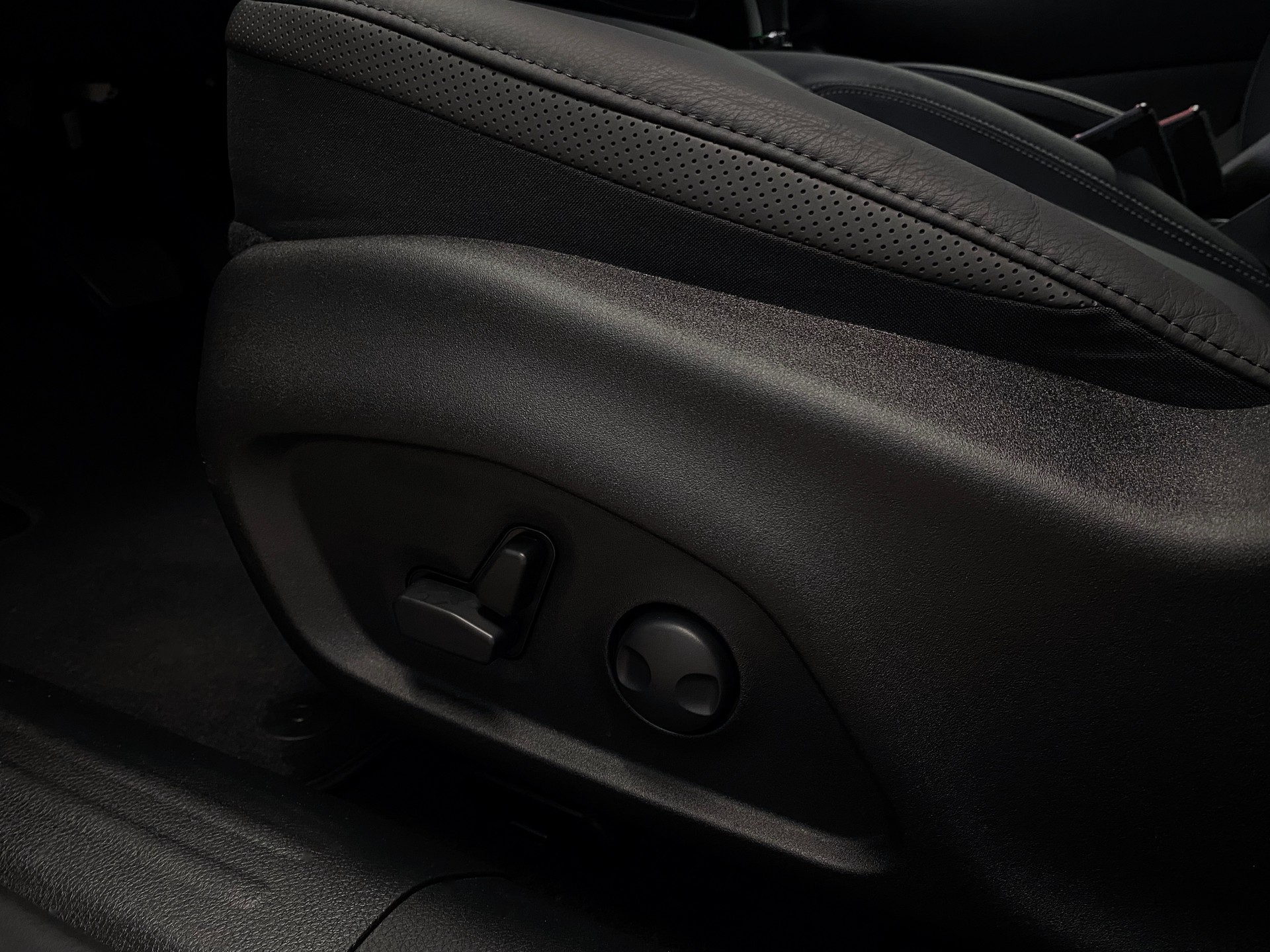 JEEP Renegade 1.5*MildHybrid*Swiss*Summit*-image-17