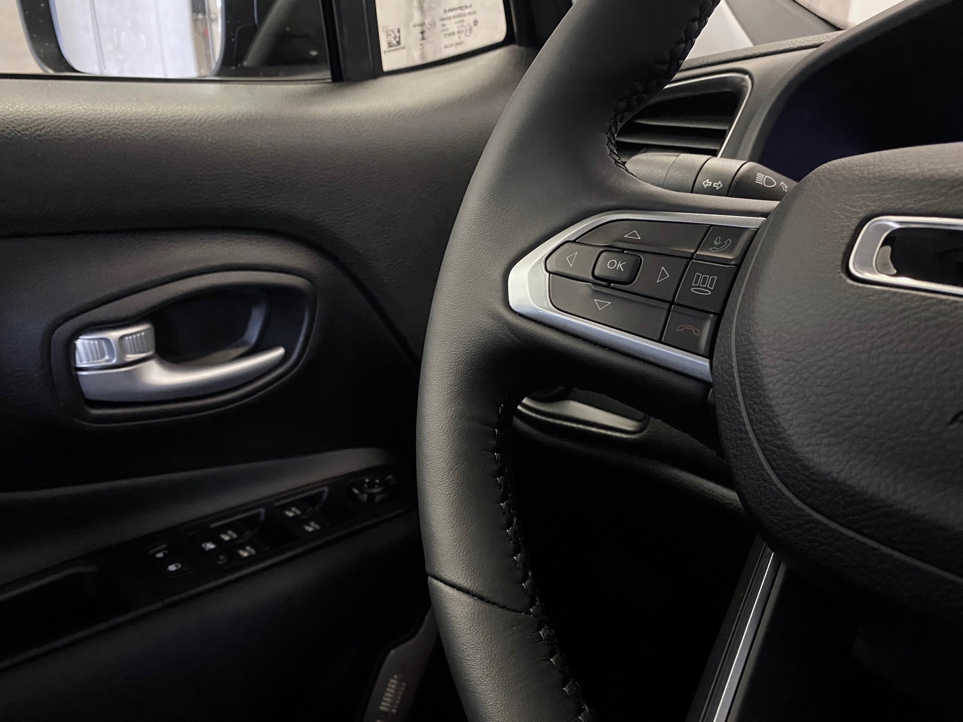 JEEP Renegade 1.5*MildHybrid*Swiss*Summit*-image-13