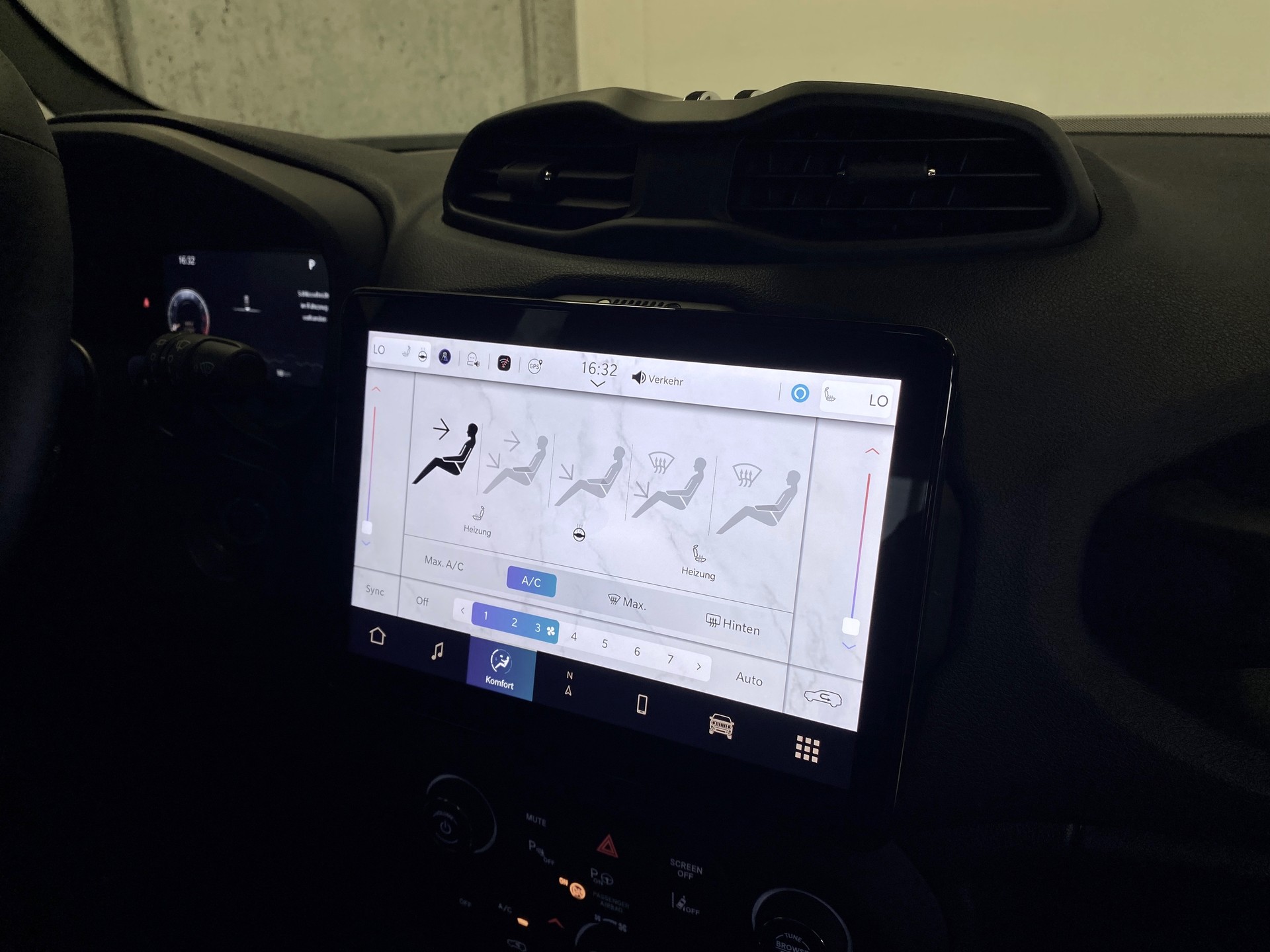 JEEP Renegade 1.5*MildHybrid*Swiss*Summit*-image-9