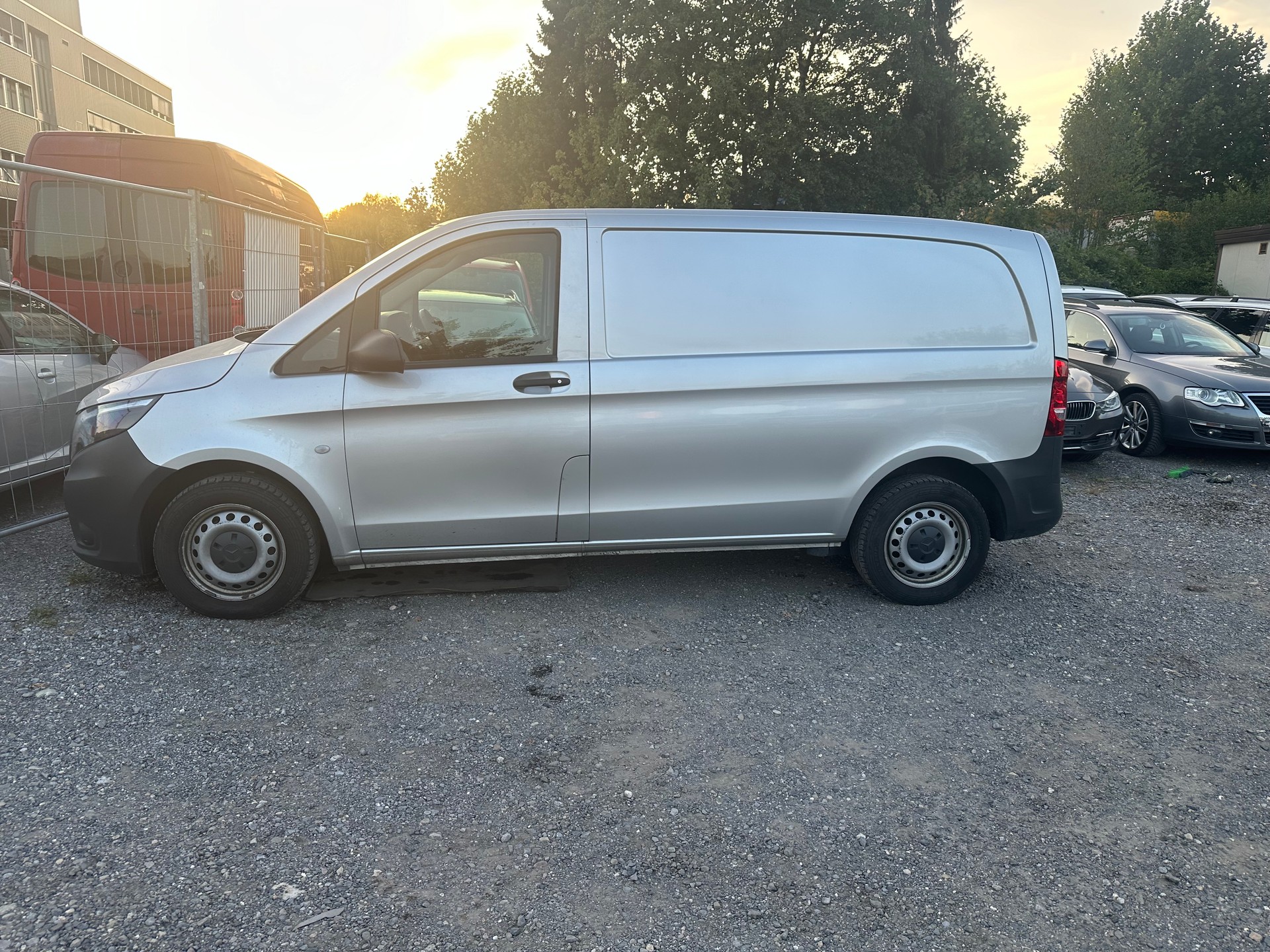 MERCEDES-BENZ Vito 114 CDI 9G-Tronic Pro-image-1