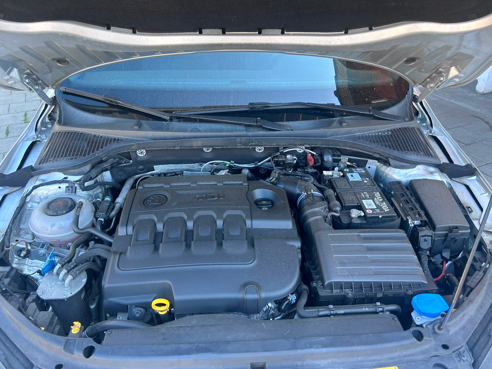 SKODA Octavia Combi 2.0 TDI RS 4x4 DSG-image-14