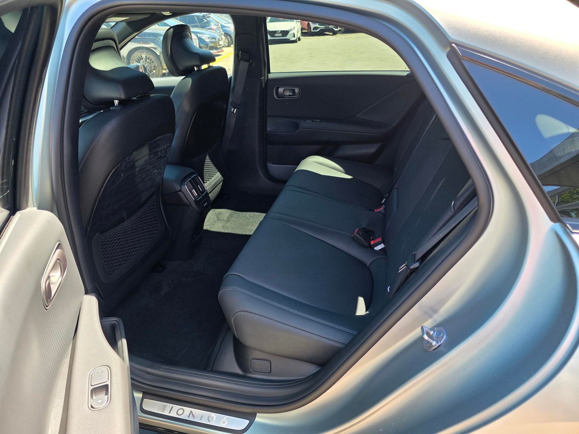 HYUNDAI Ioniq 6 84kWh Vertex 4WD-image-10