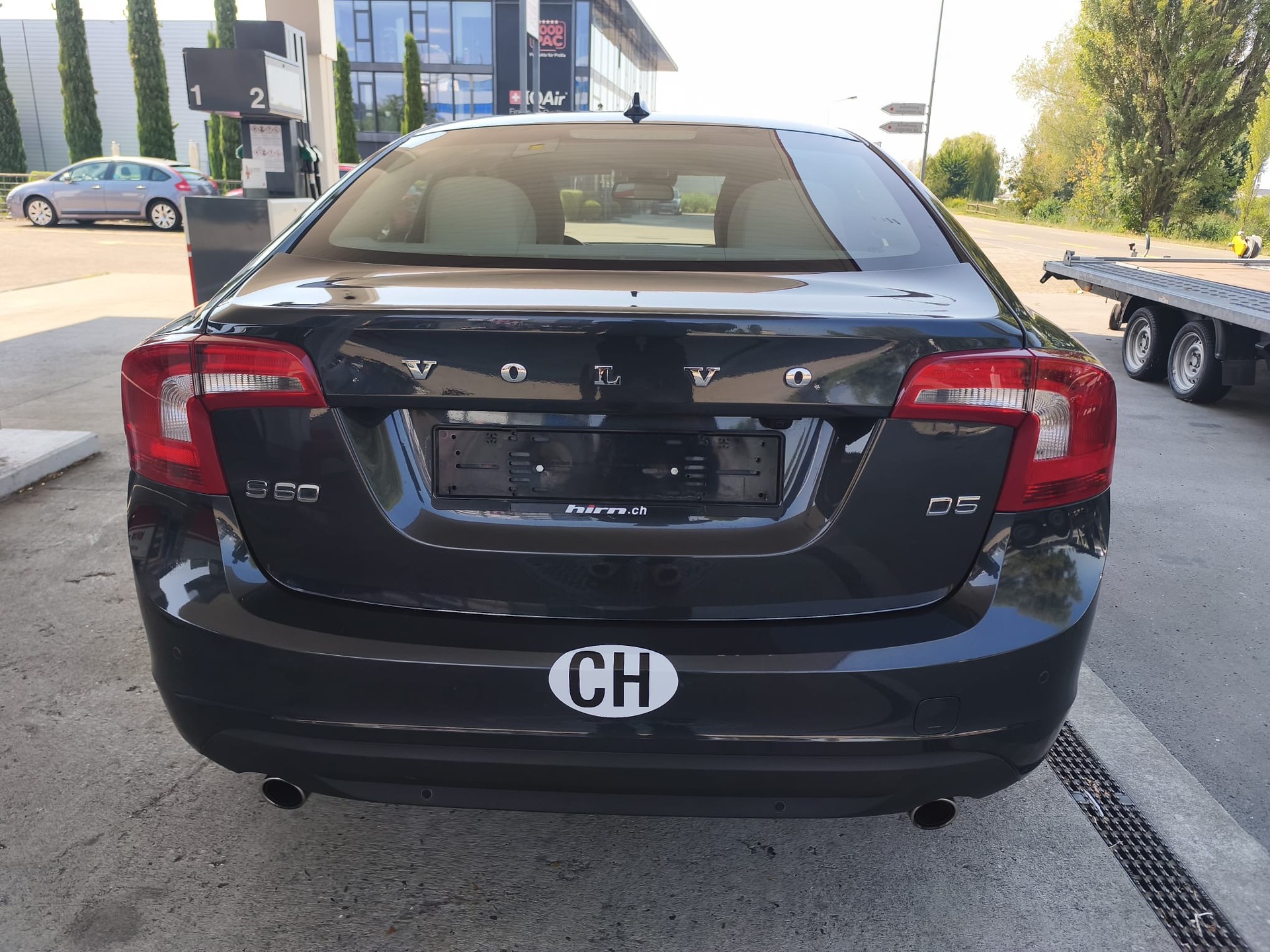 VOLVO S60 D5 Summum Geartronic-image-8