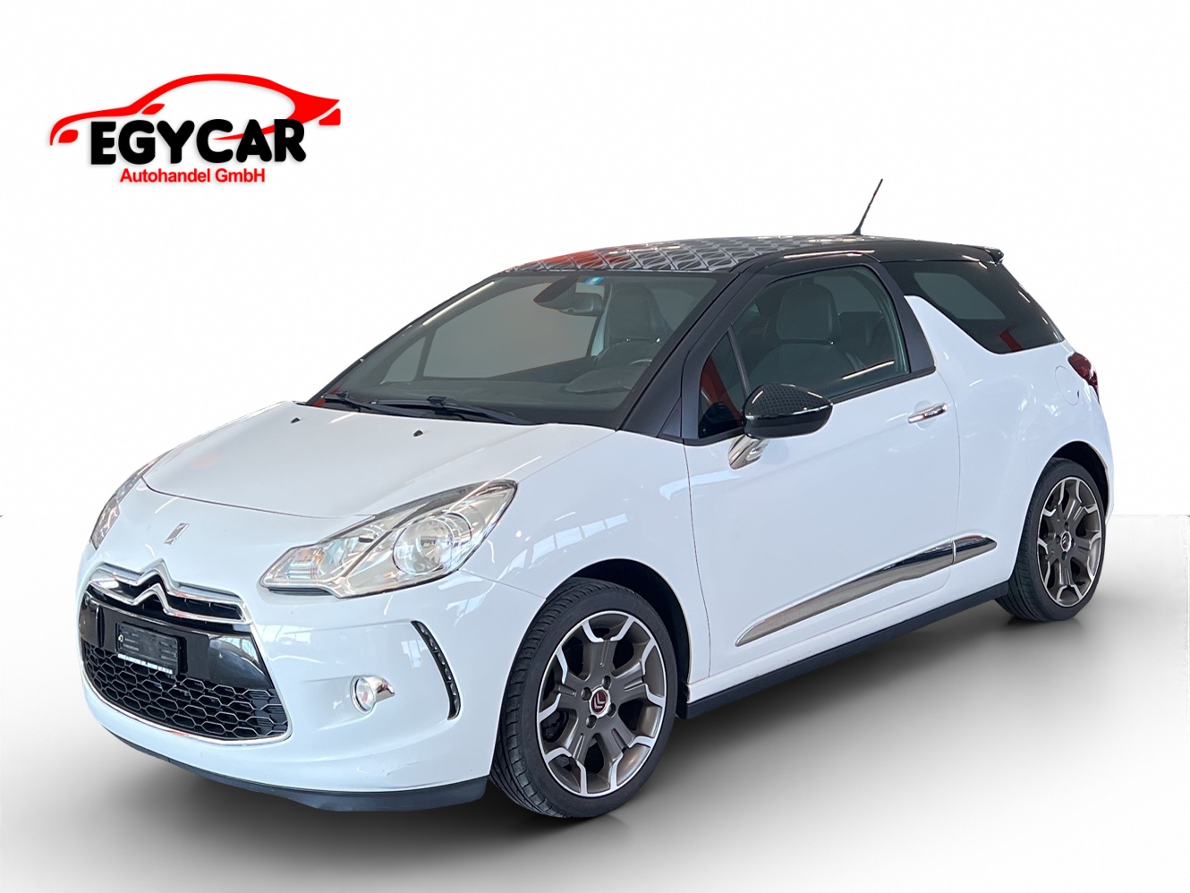 DS AUTOMOBILES DS3 1.6 THP Faubourg Addict-showroom-element-2