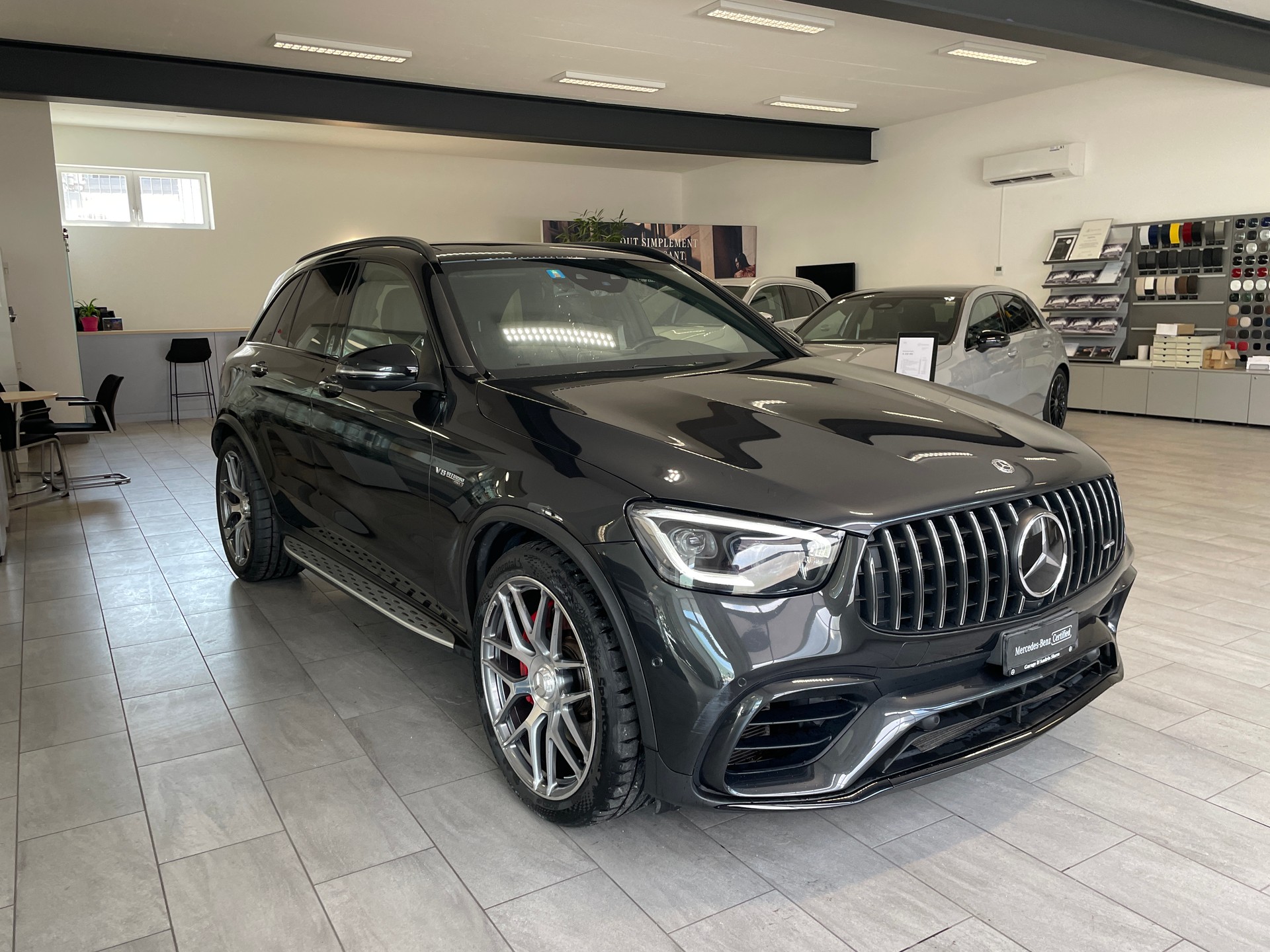 MERCEDES-BENZ GLC 63 S AMG 4Matic 9G-Tronic-image-2
