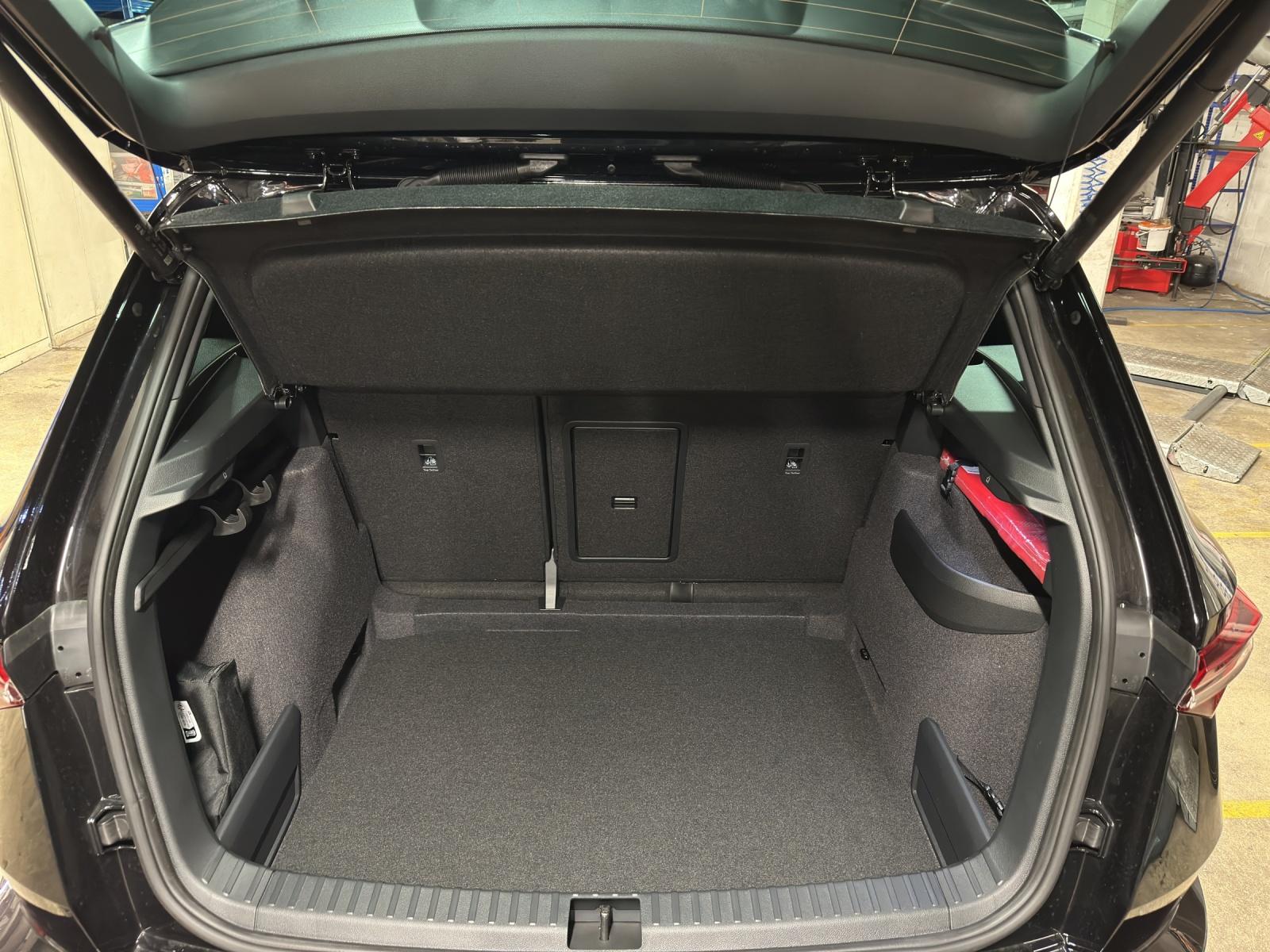 SKODA Karoq 2.0 TSI SportLine 4x4 DSG-image-13