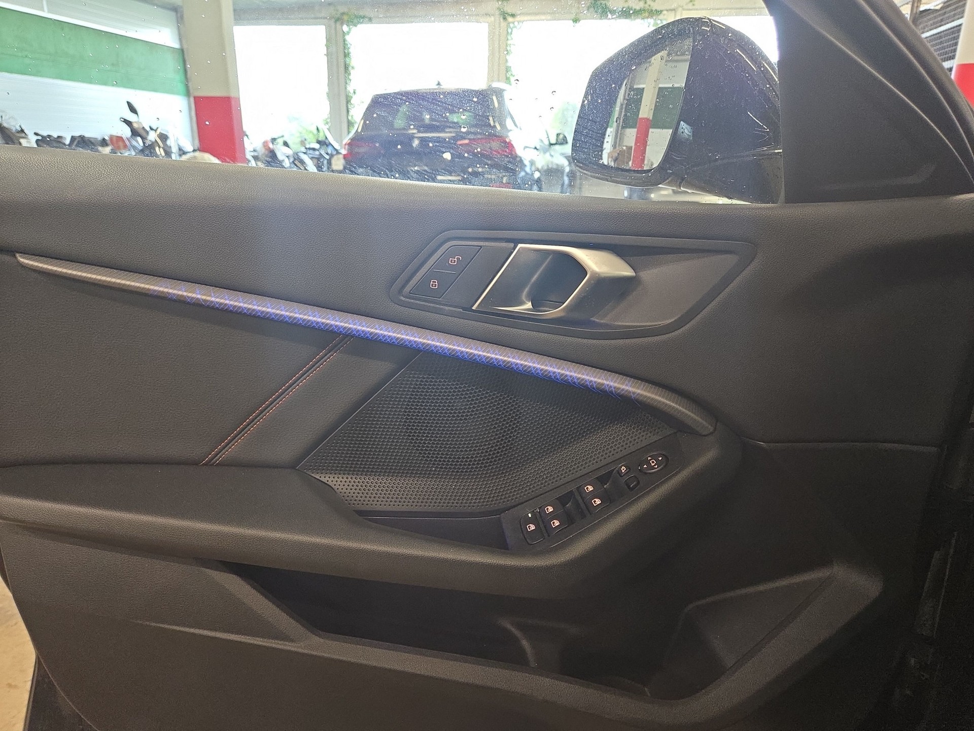 BMW 118i Sport Line Steptronic-image-16