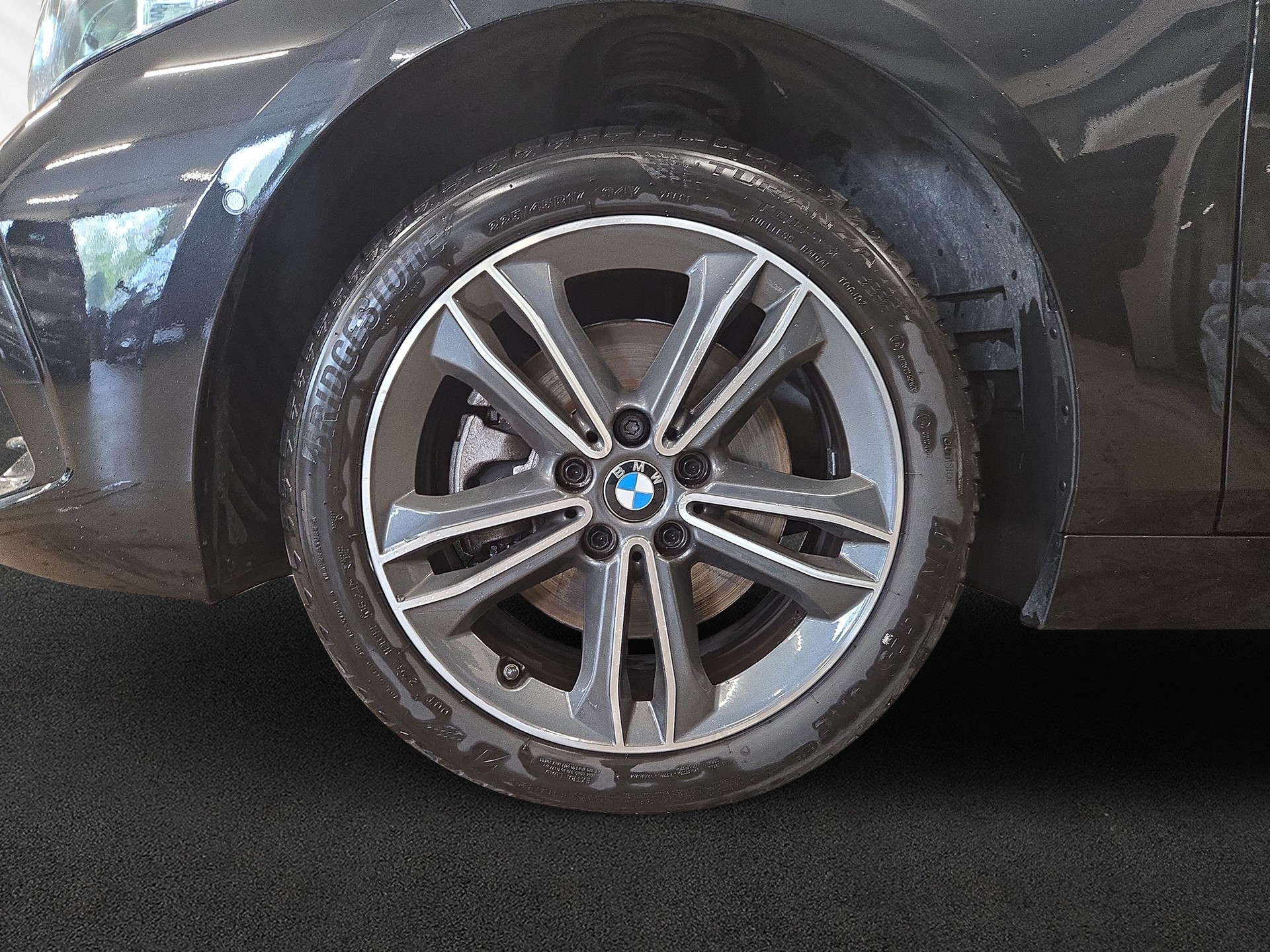 BMW 118i Sport Line Steptronic-image-8