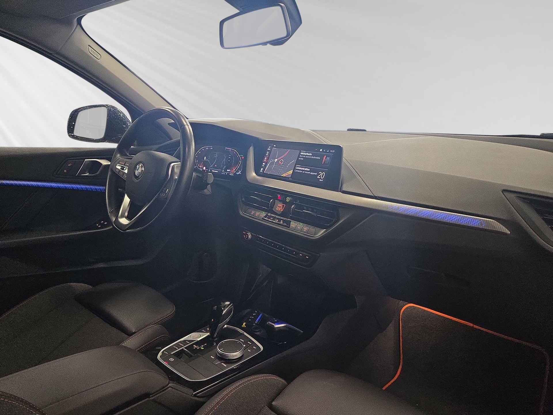 BMW 118i Sport Line Steptronic-image-4