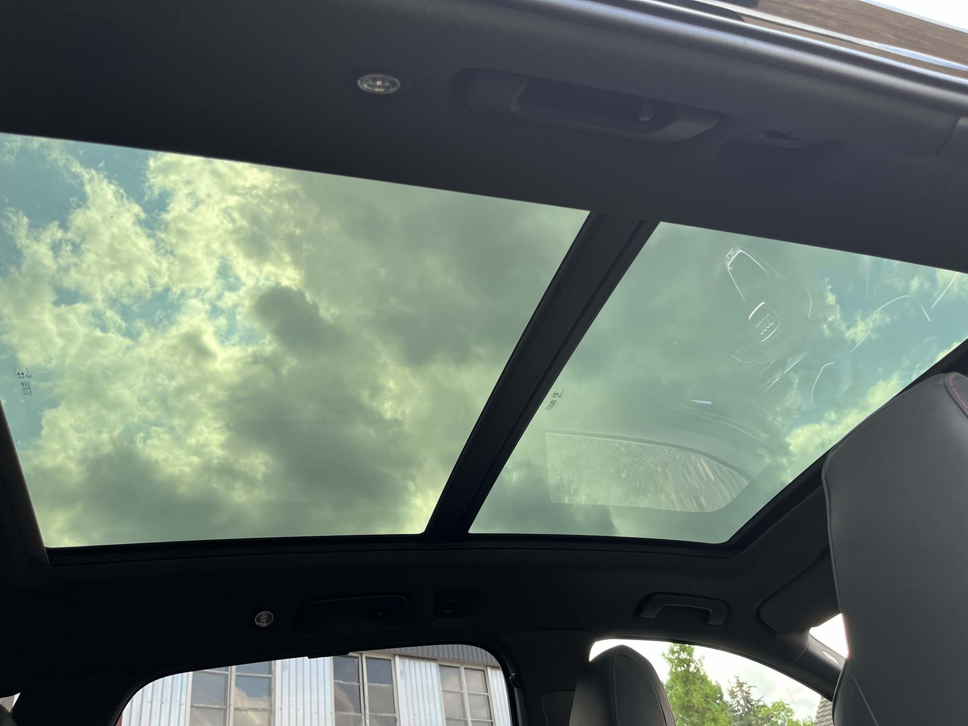 AUDI SQ7 4.0 V8 TFSI quattro T-Tronic-image-13