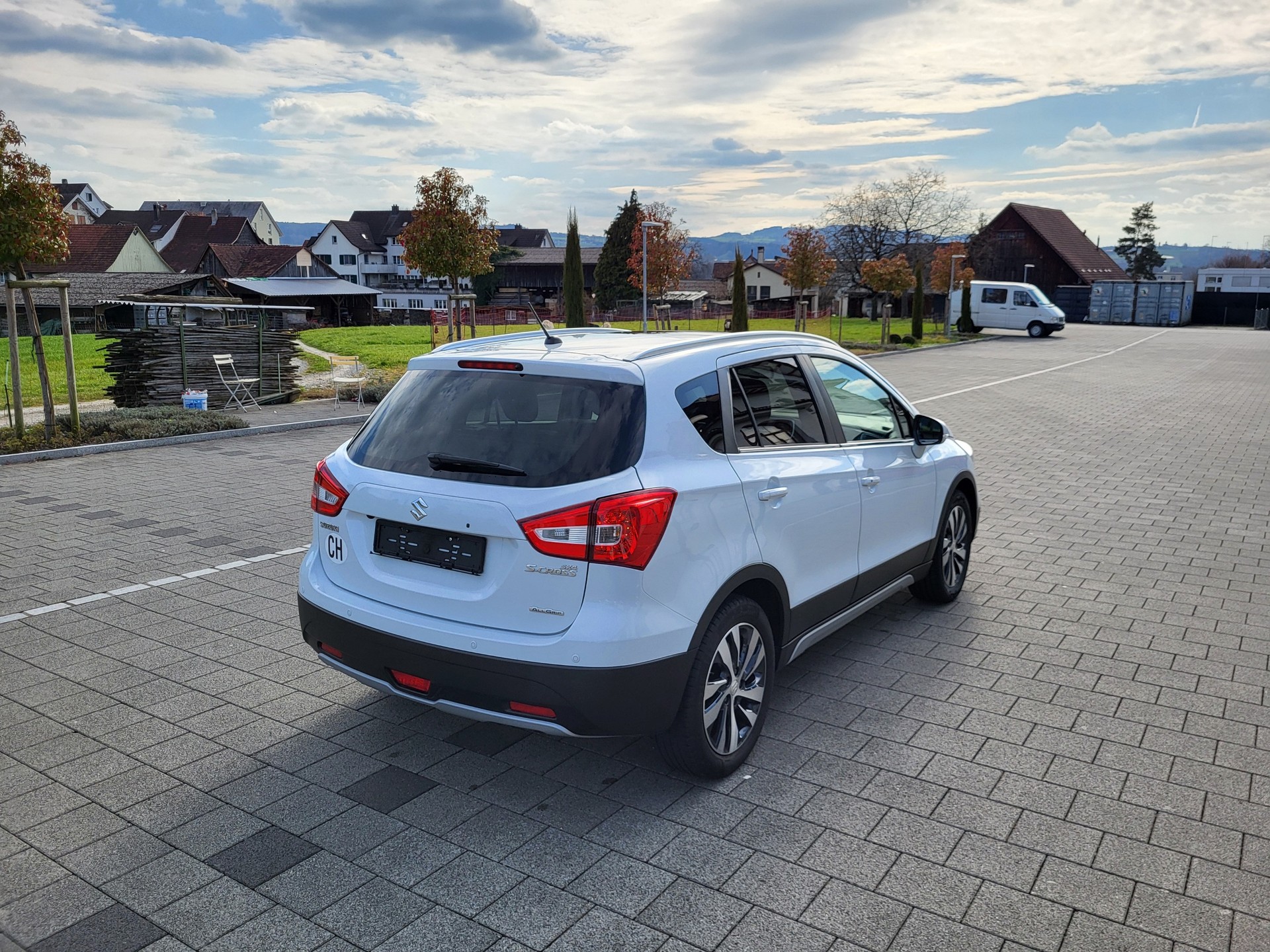 SUZUKI SX4 S-Cross 1.4 16V Compact Top 4WD Automatic-image-1