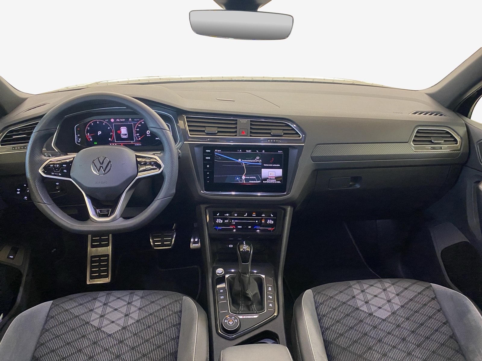 VW Tiguan 2.0TSI R-Line 4Motion DSG-image-8