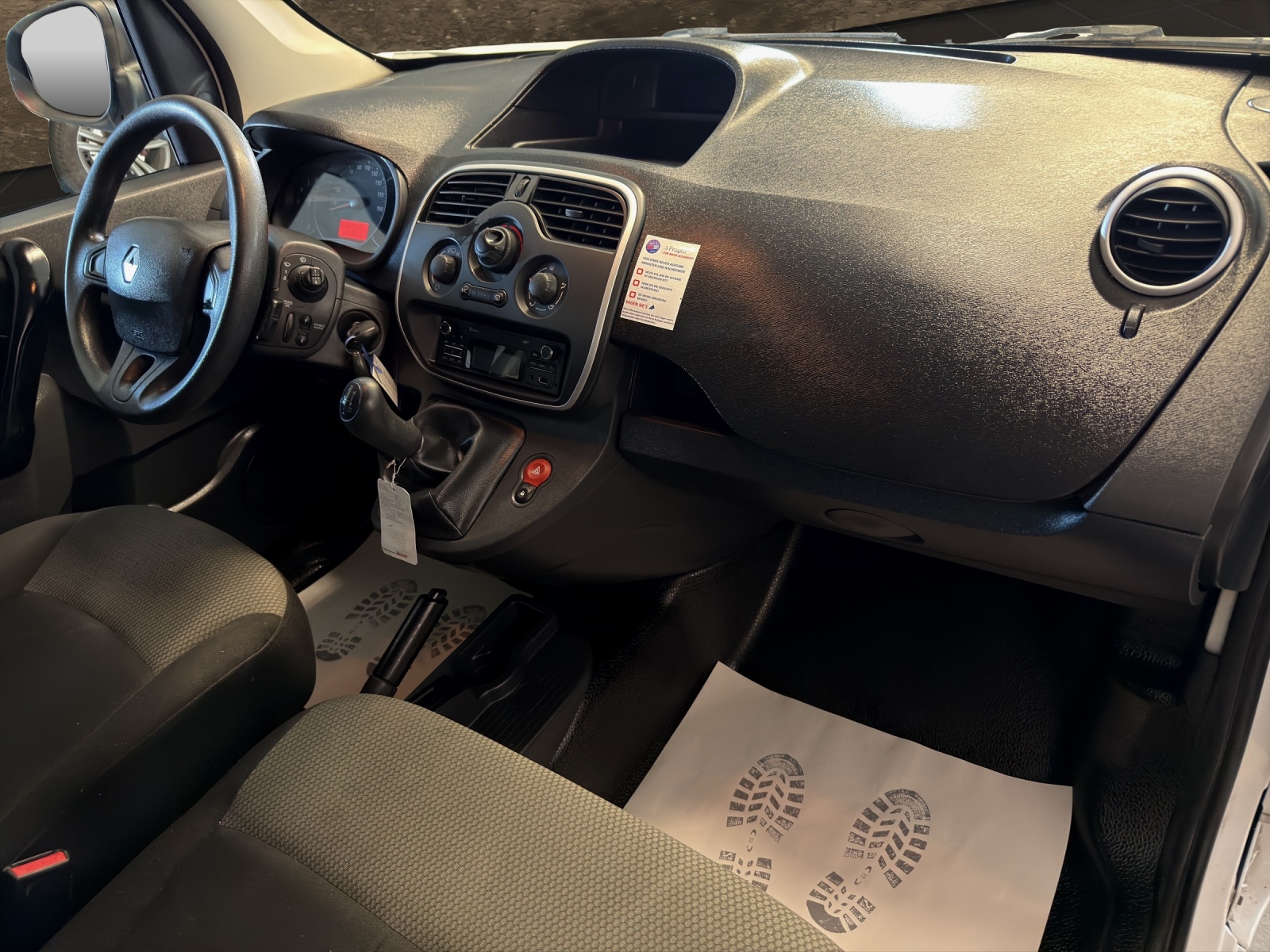 RENAULT Kangoo Medium dCi 90 ENERGY Business-image-9