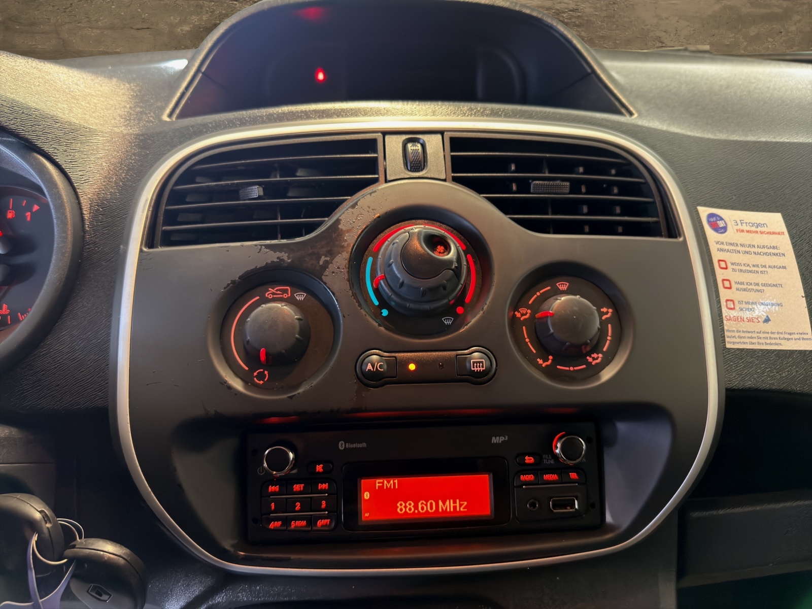 RENAULT Kangoo Medium dCi 90 ENERGY Business-image-8
