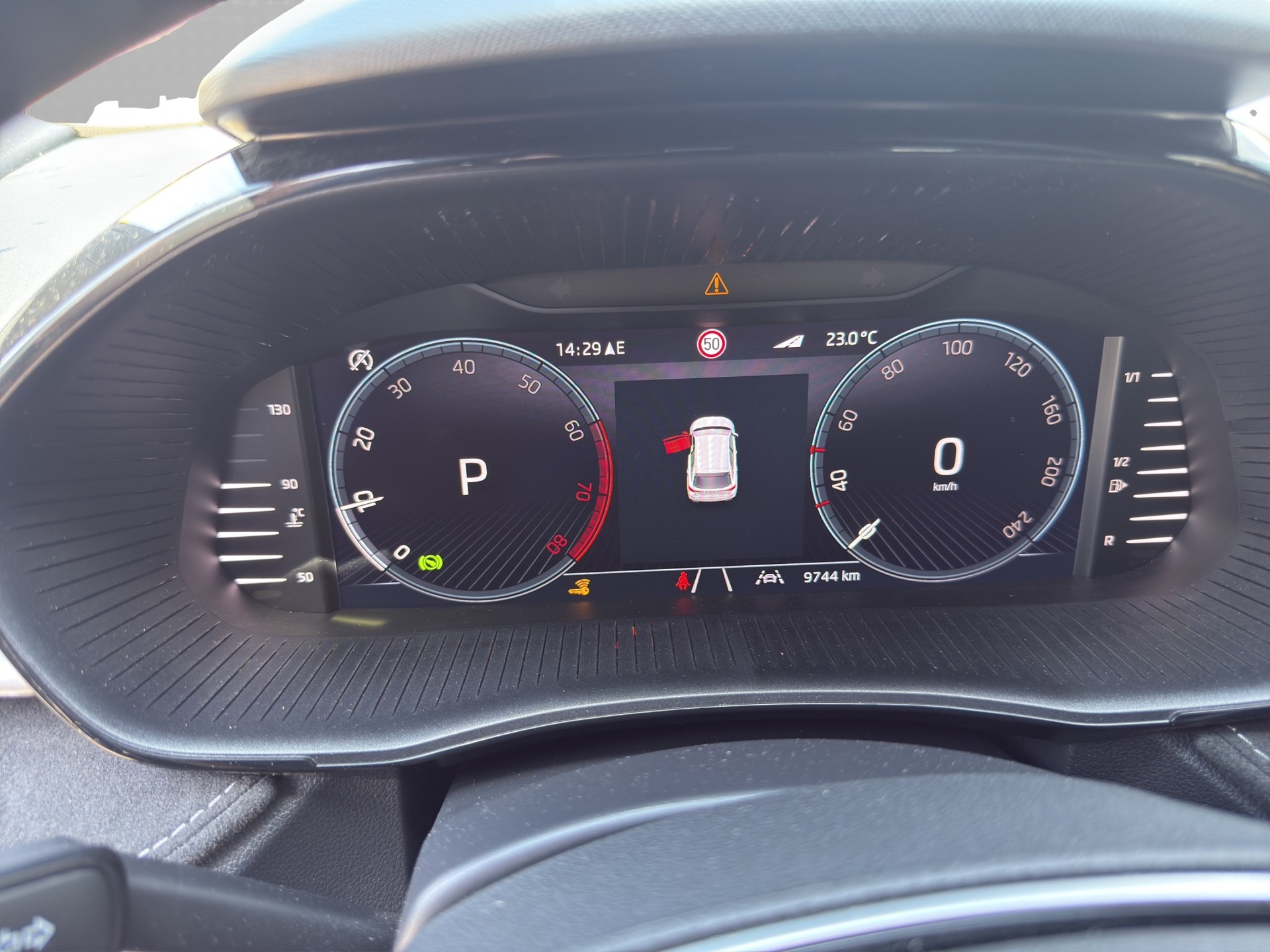 SKODA Fabia 1.0 TSI Selection DSG-image-10