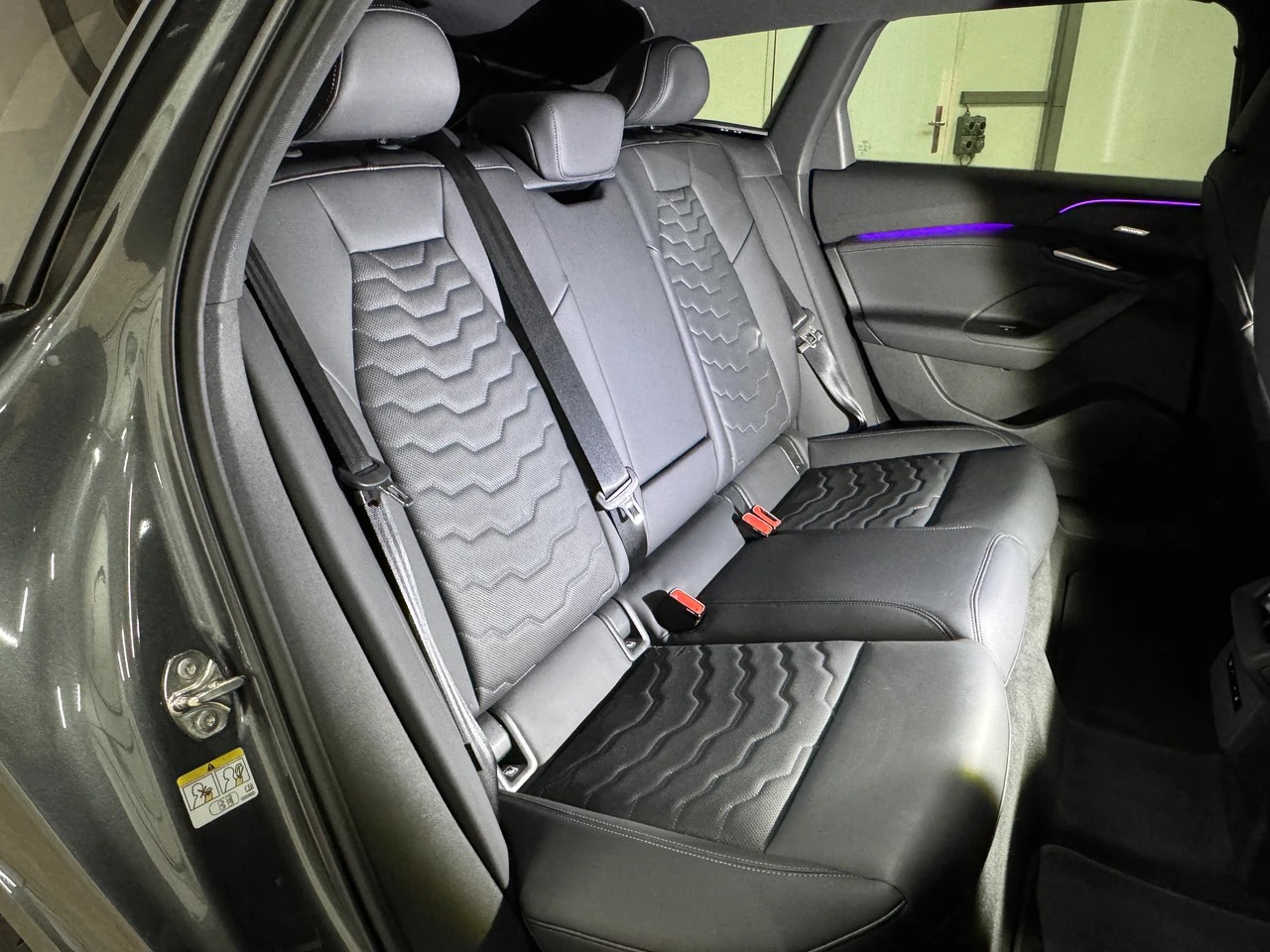 AUDI A6 Avant e-tron S-LINE quattro 428PS // CH-Fahrzeug // Paket Premium experience-image-10