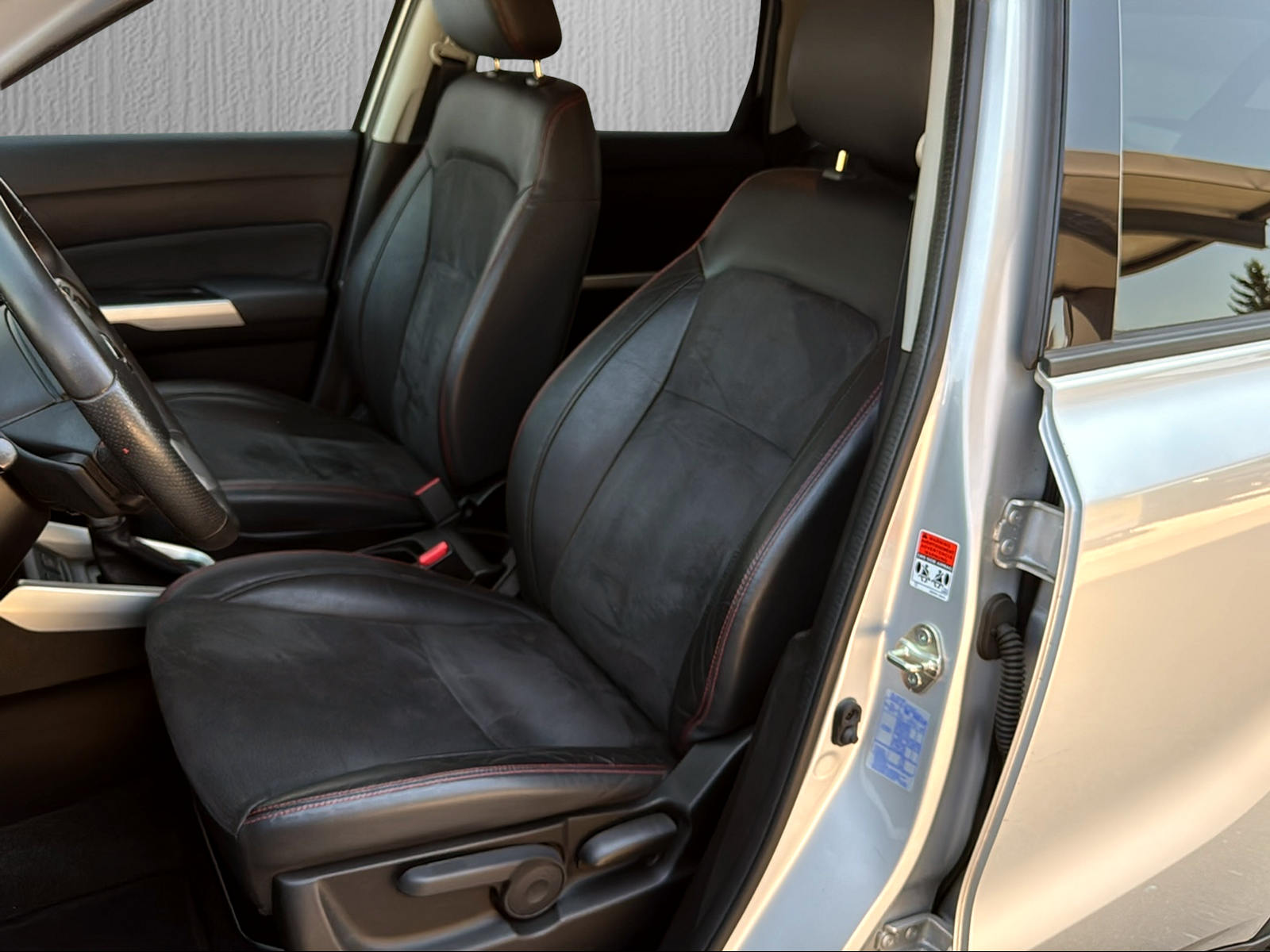 SUZUKI Vitara 1.4 Boosterjet Compact Top Automatic-image-7