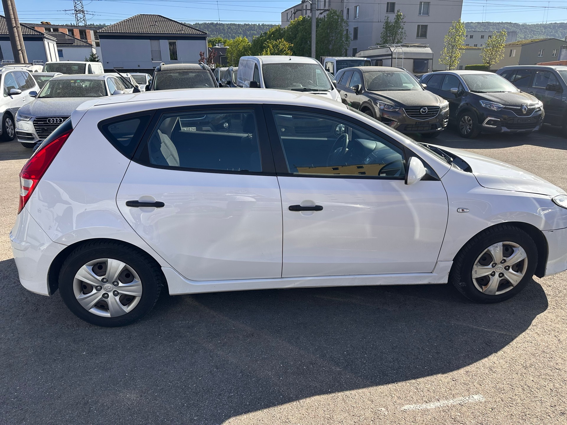 HYUNDAI i30 1.4 Comfort-image-1