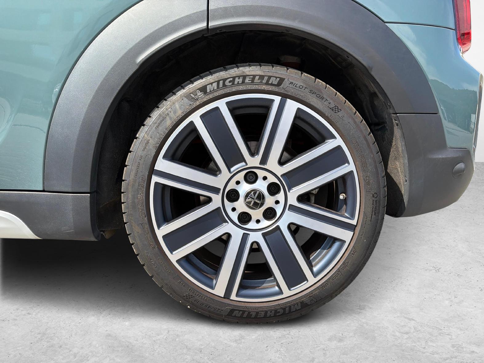 MINI Countryman F60 1.5i Cooper S E ALL4-image-10