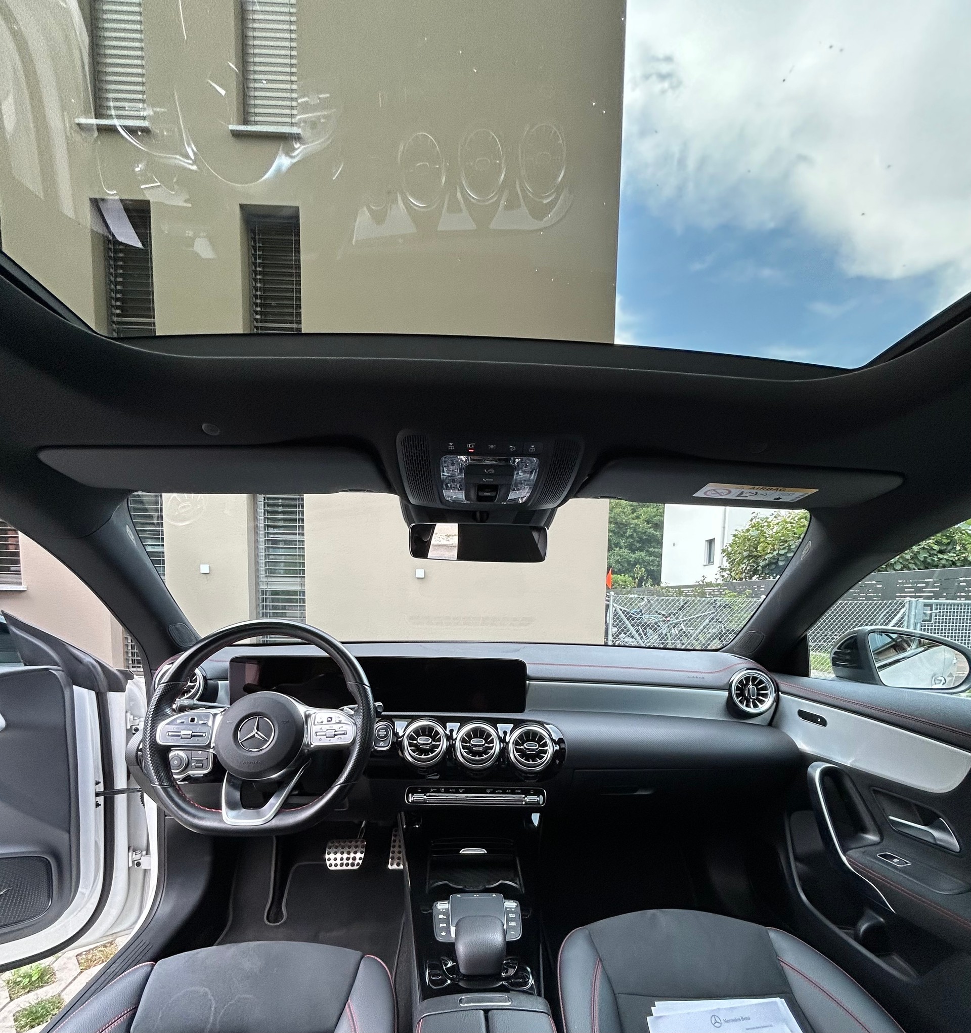 MERCEDES-BENZ CLA 250 Swiss Star AMG Line 4matic-image-5