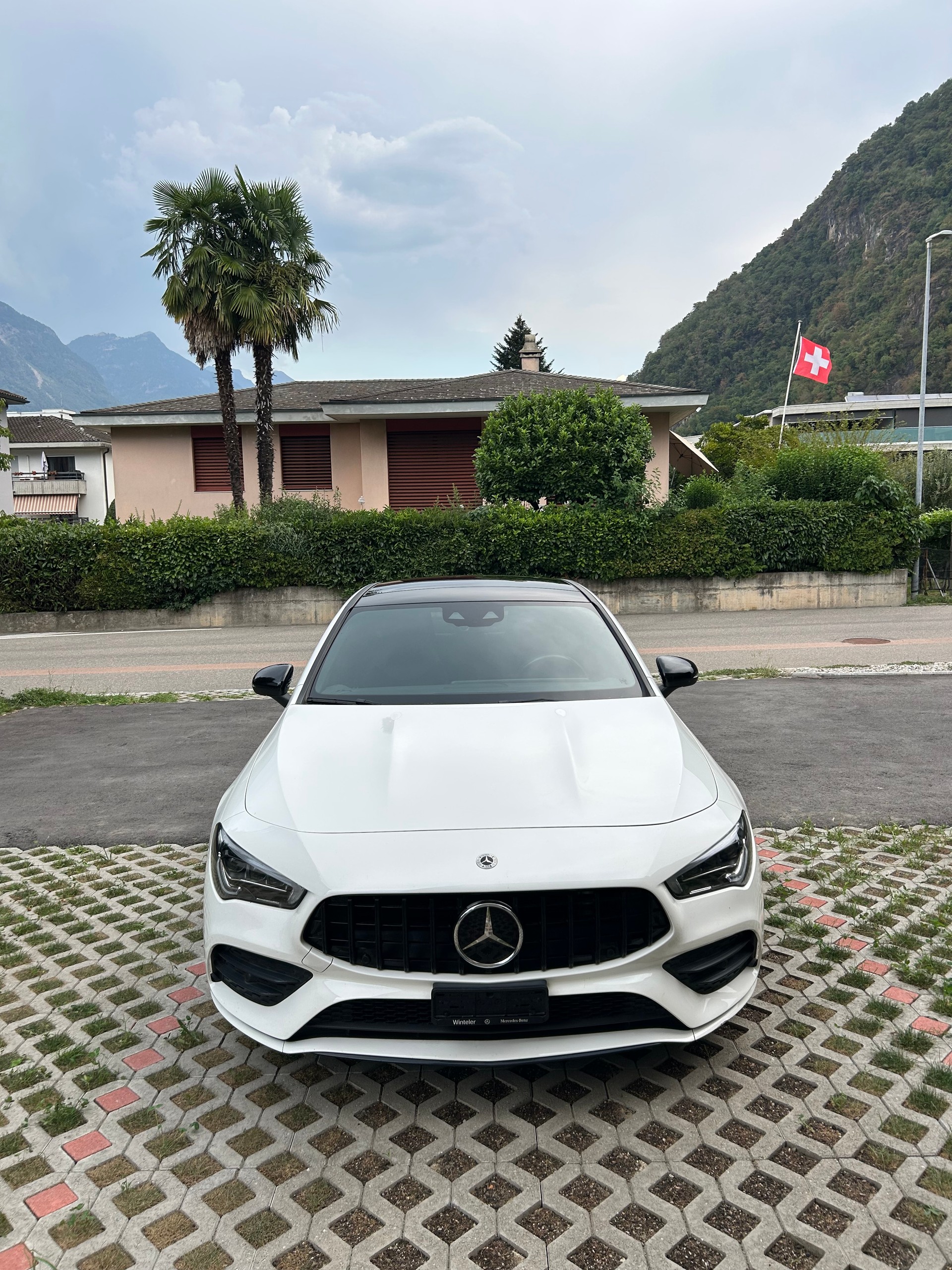 MERCEDES-BENZ CLA 250 Swiss Star AMG Line 4matic-image-0