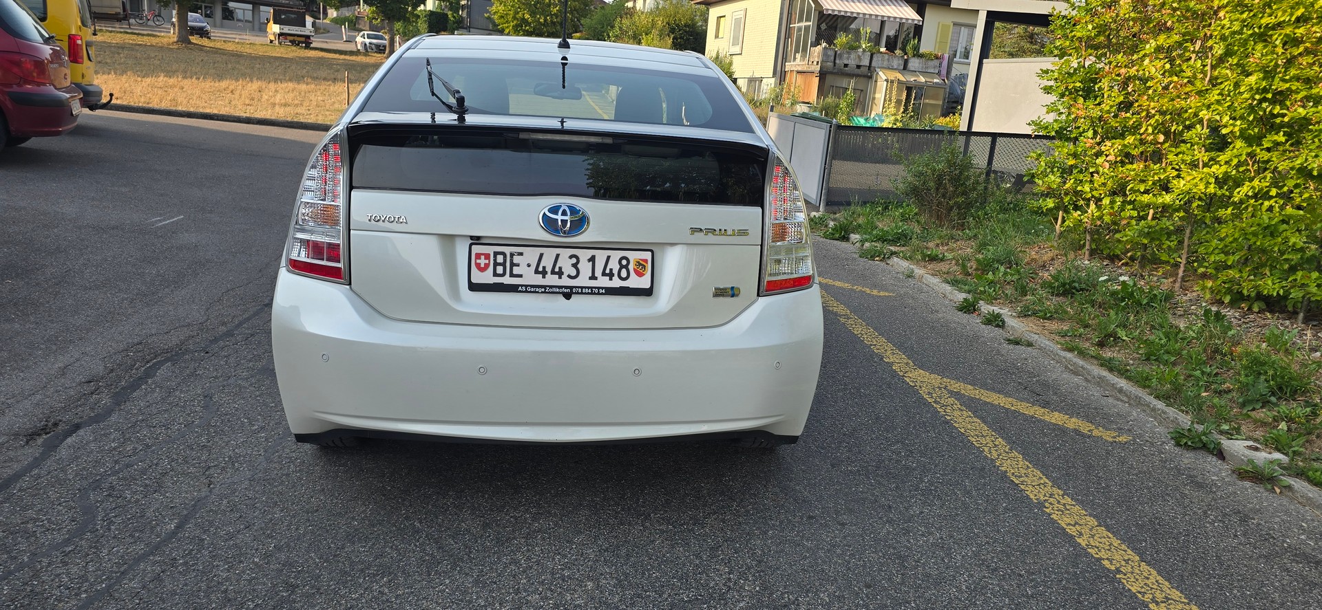TOYOTA Prius 1.8 16V HSD Sol Premium-image-5