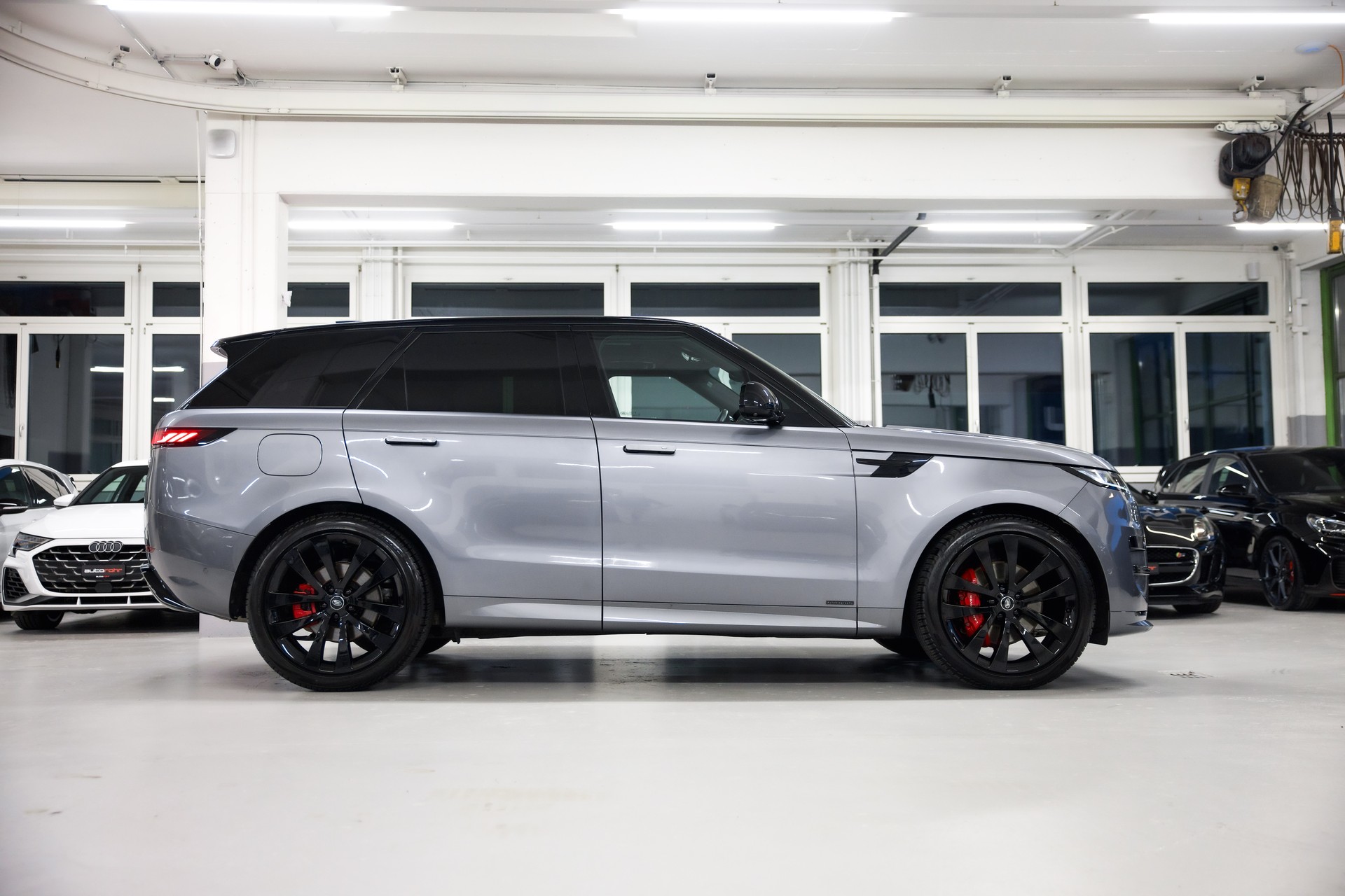 LAND ROVER Range Rover Sport D350 3.0 TD6 MHEV Autobiography Automatic-showroom-element-3