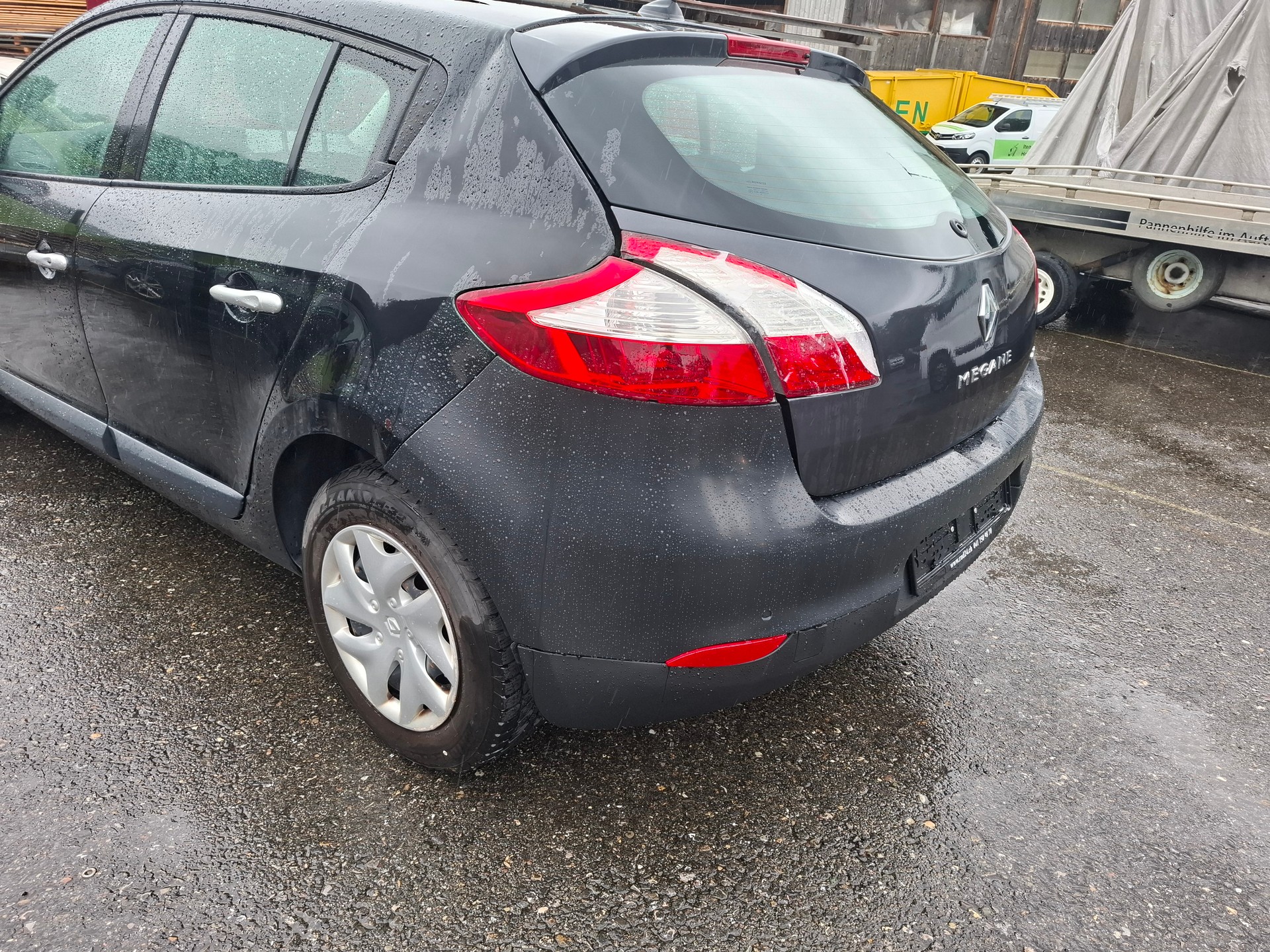 RENAULT Mégane 1.5 dCi Dynamique EDC-image-3