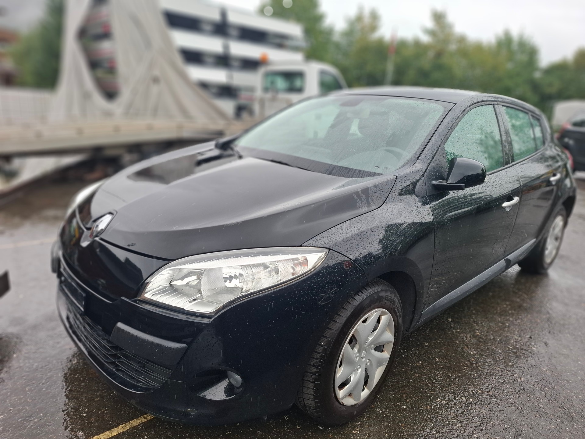 RENAULT Mégane 1.5 dCi Dynamique EDC-image-0