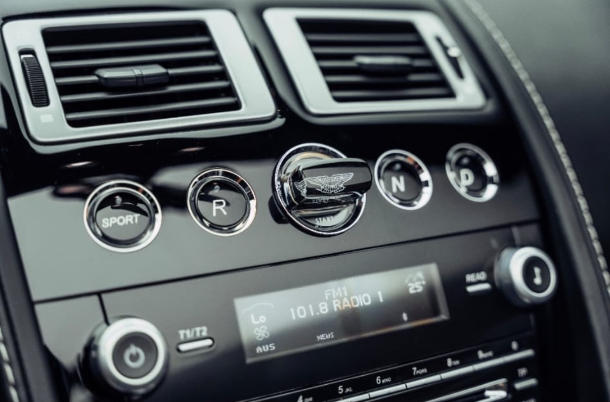 ASTON MARTIN V8 Vantage 4.7 S - SP10 1/161-image-11