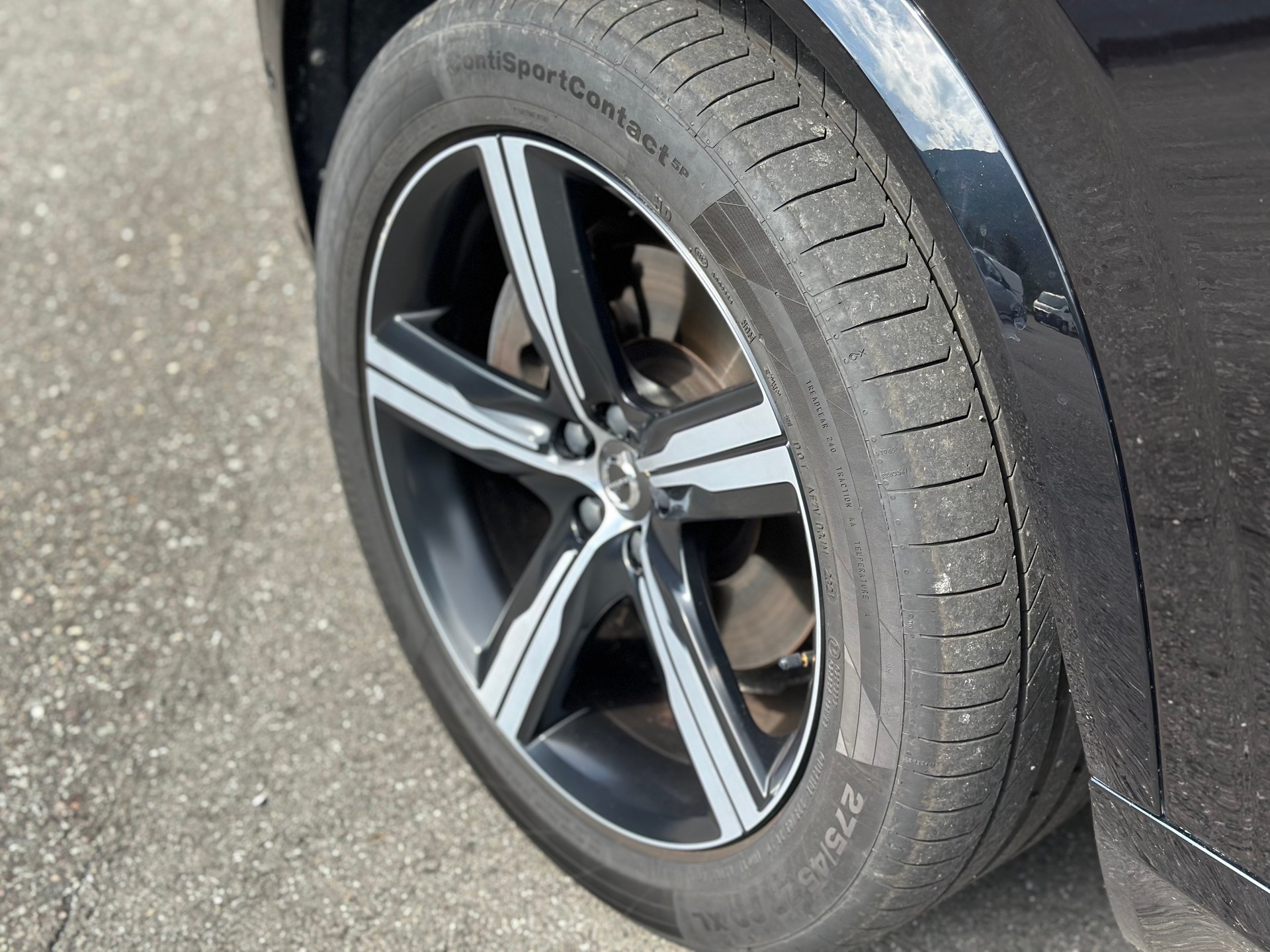 VOLVO XC90 D5 AWD R-Design Geartronic-image-9