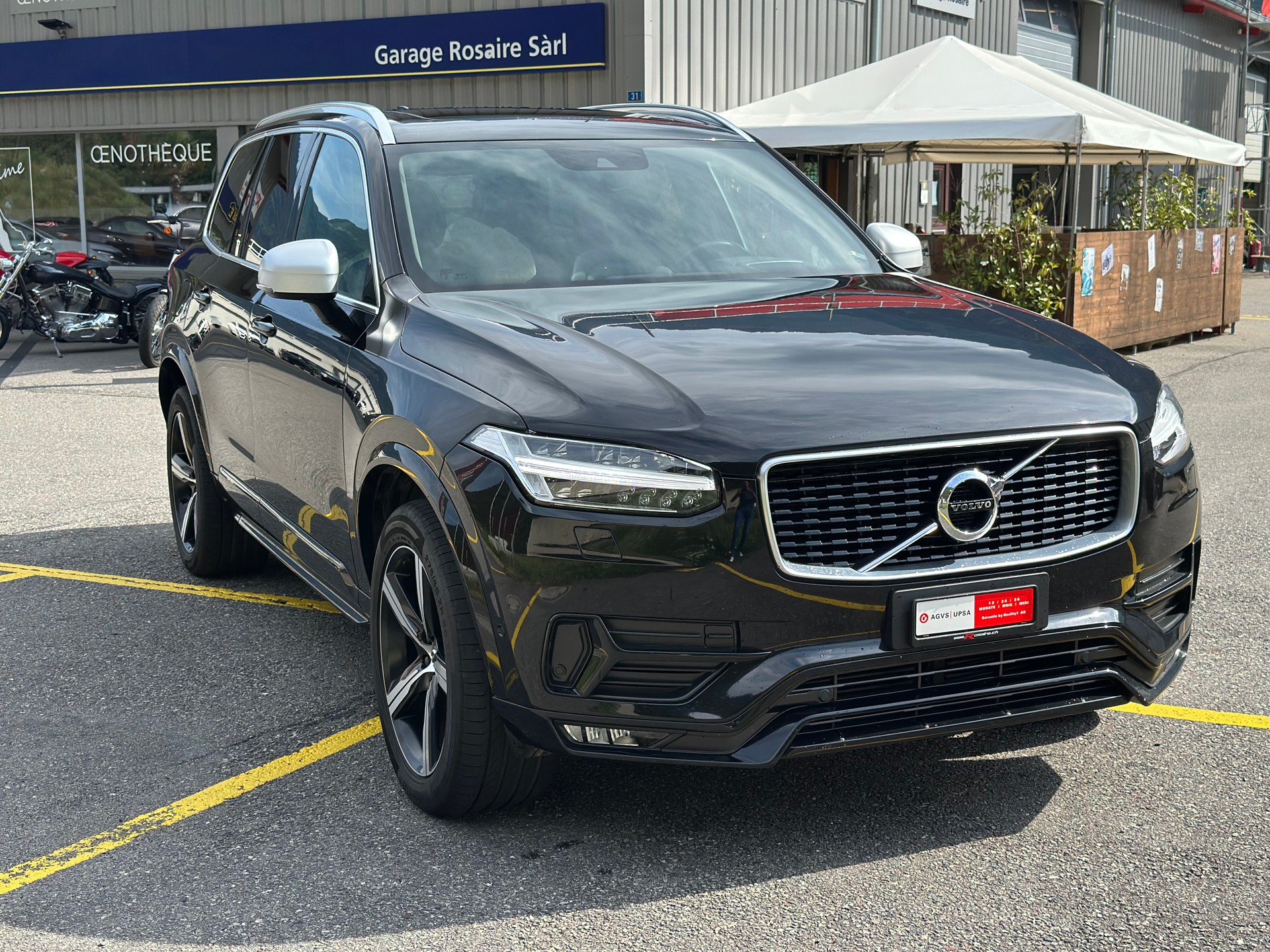 VOLVO XC90 D5 AWD R-Design Geartronic-image-4