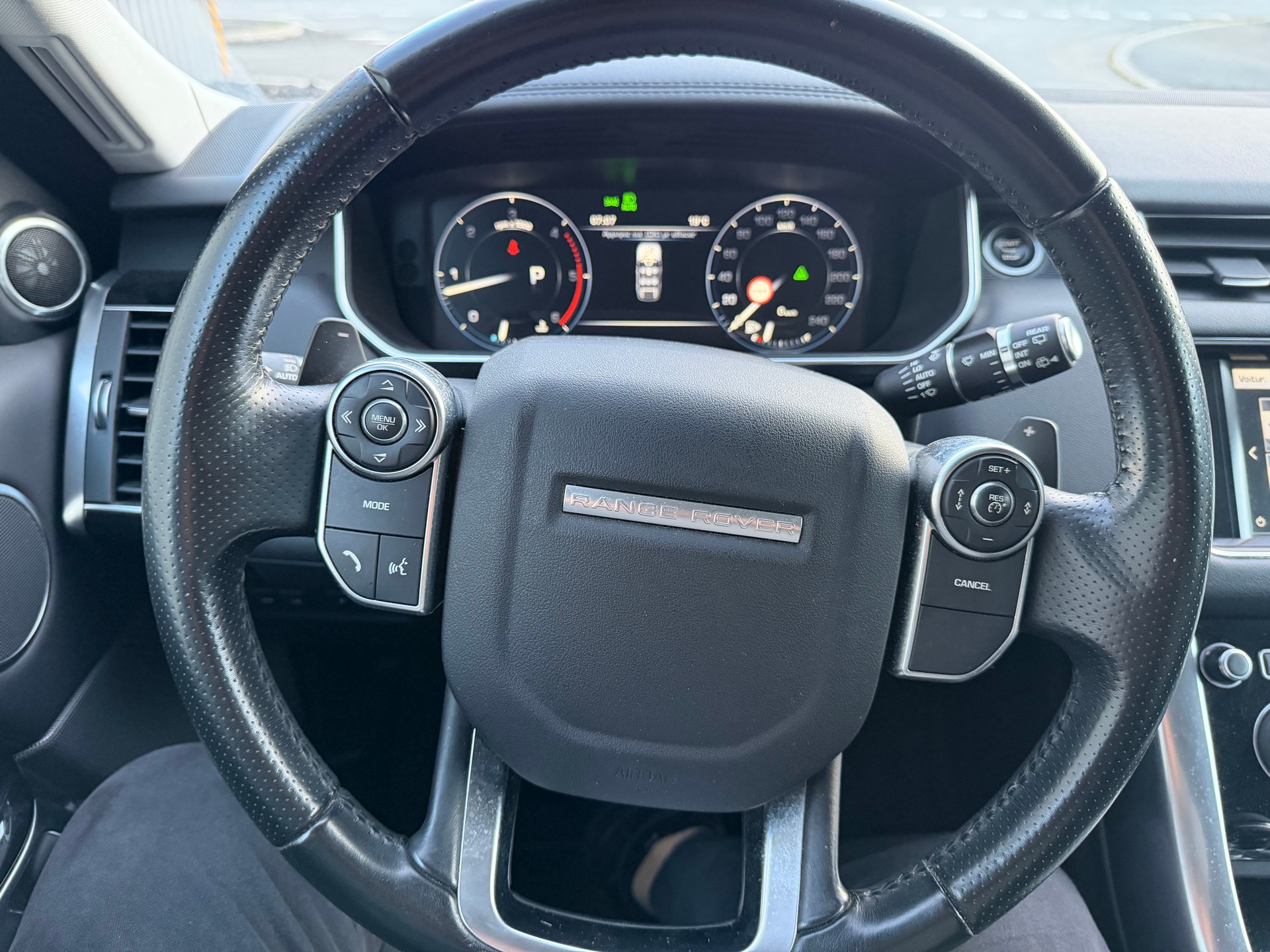 LAND ROVER Range Rover Sport 3.0 SDV6 HSE Automatic-image-26