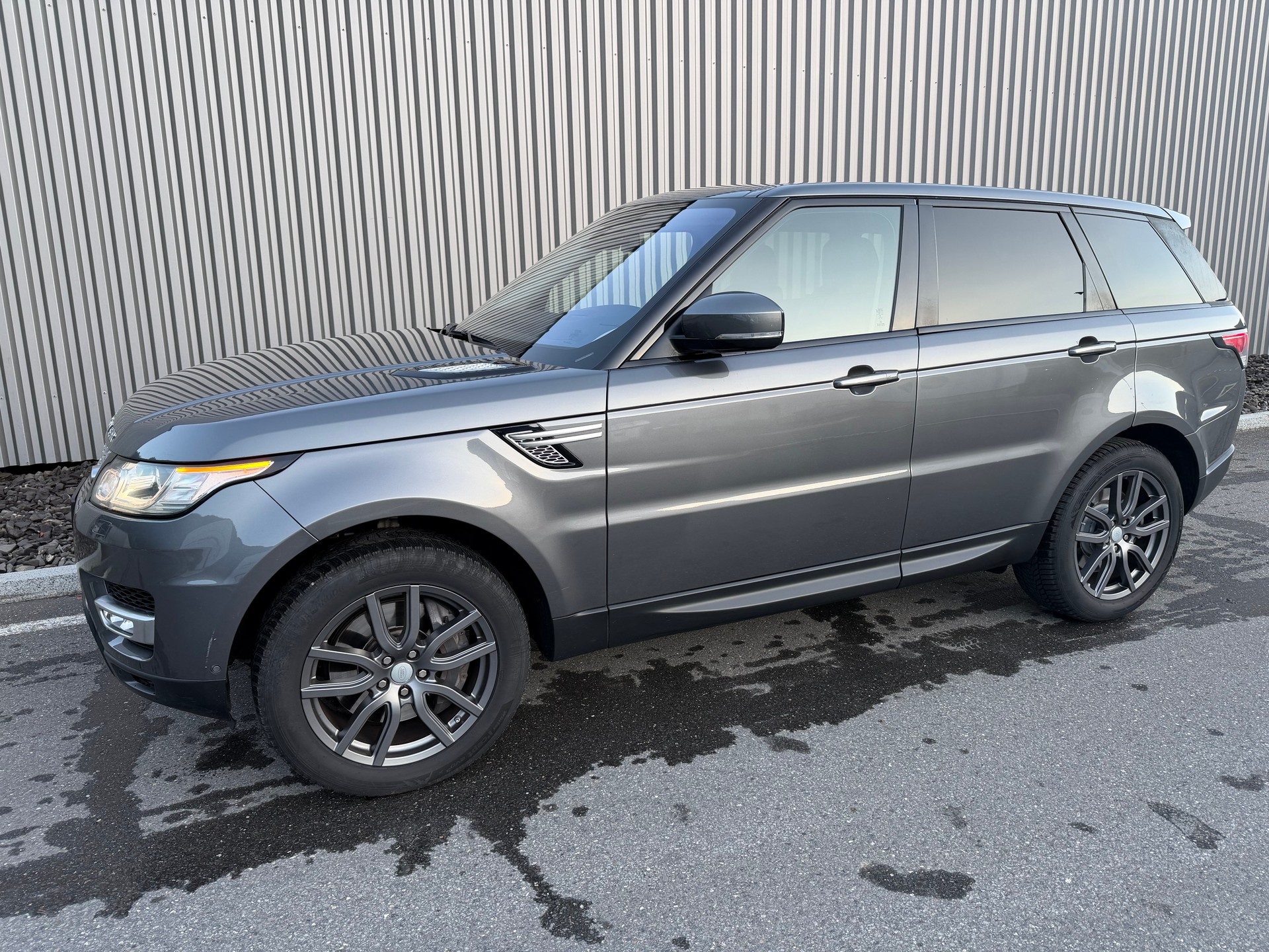 LAND ROVER Range Rover Sport 3.0 SDV6 HSE Automatic-image-0