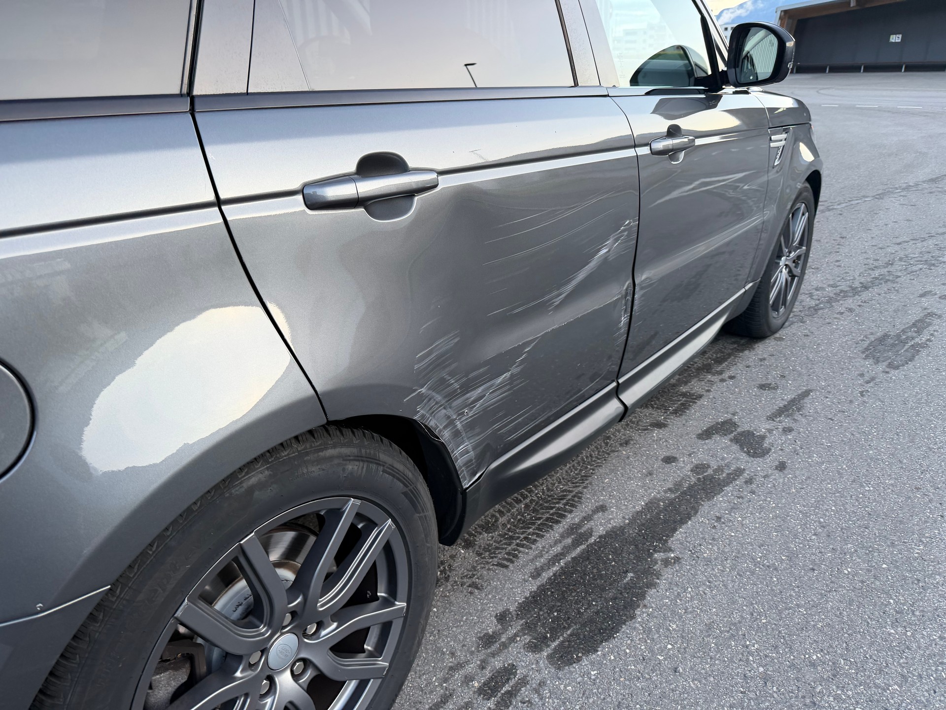 LAND ROVER Range Rover Sport 3.0 SDV6 HSE Automatic-image-9