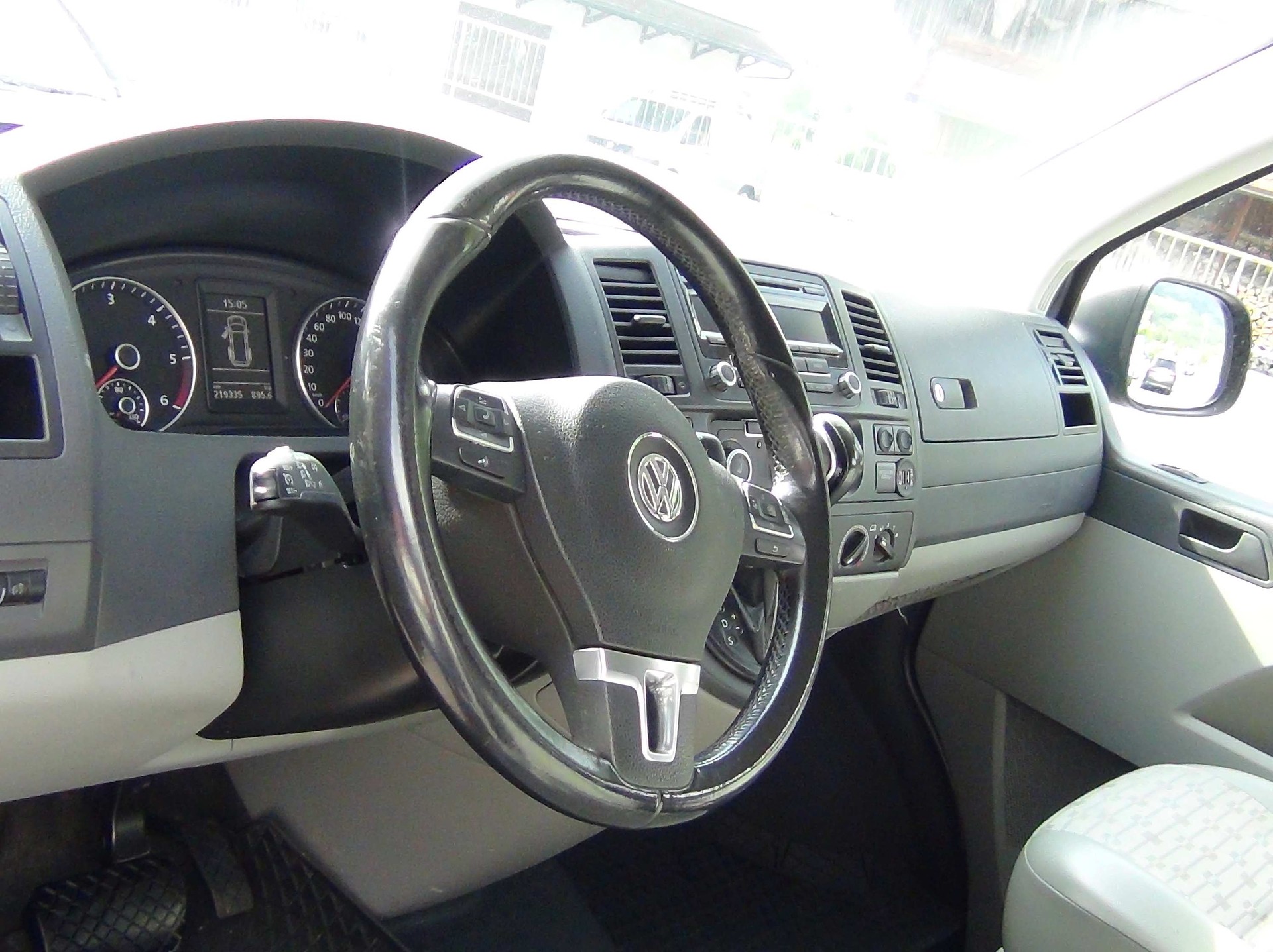 VW T5 2.0 Bi-TDI BMT 4Motion DSG-image-2