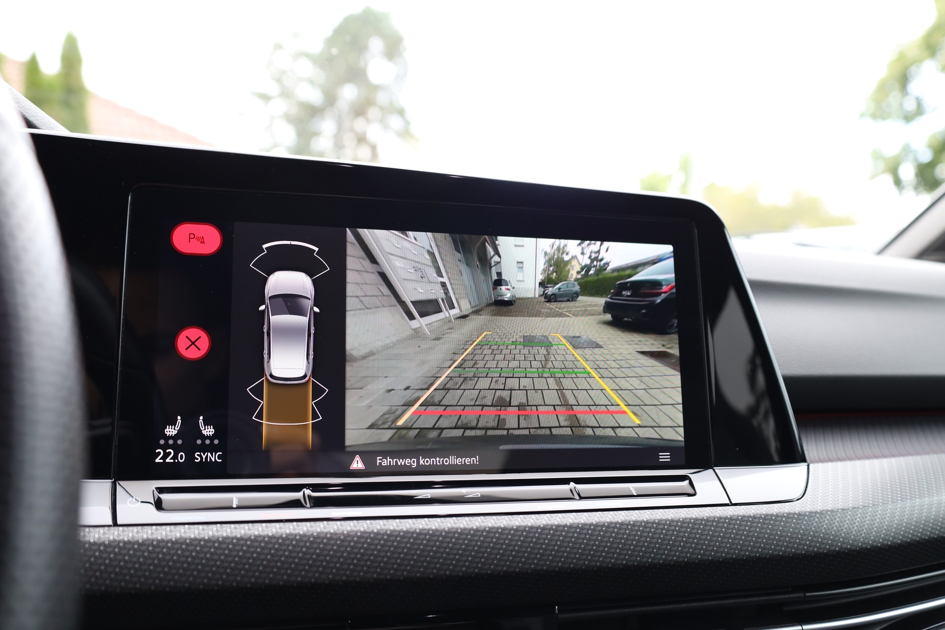 VW Golf 1.5 eTSI mHEV ACT R-Line DSG-image-21