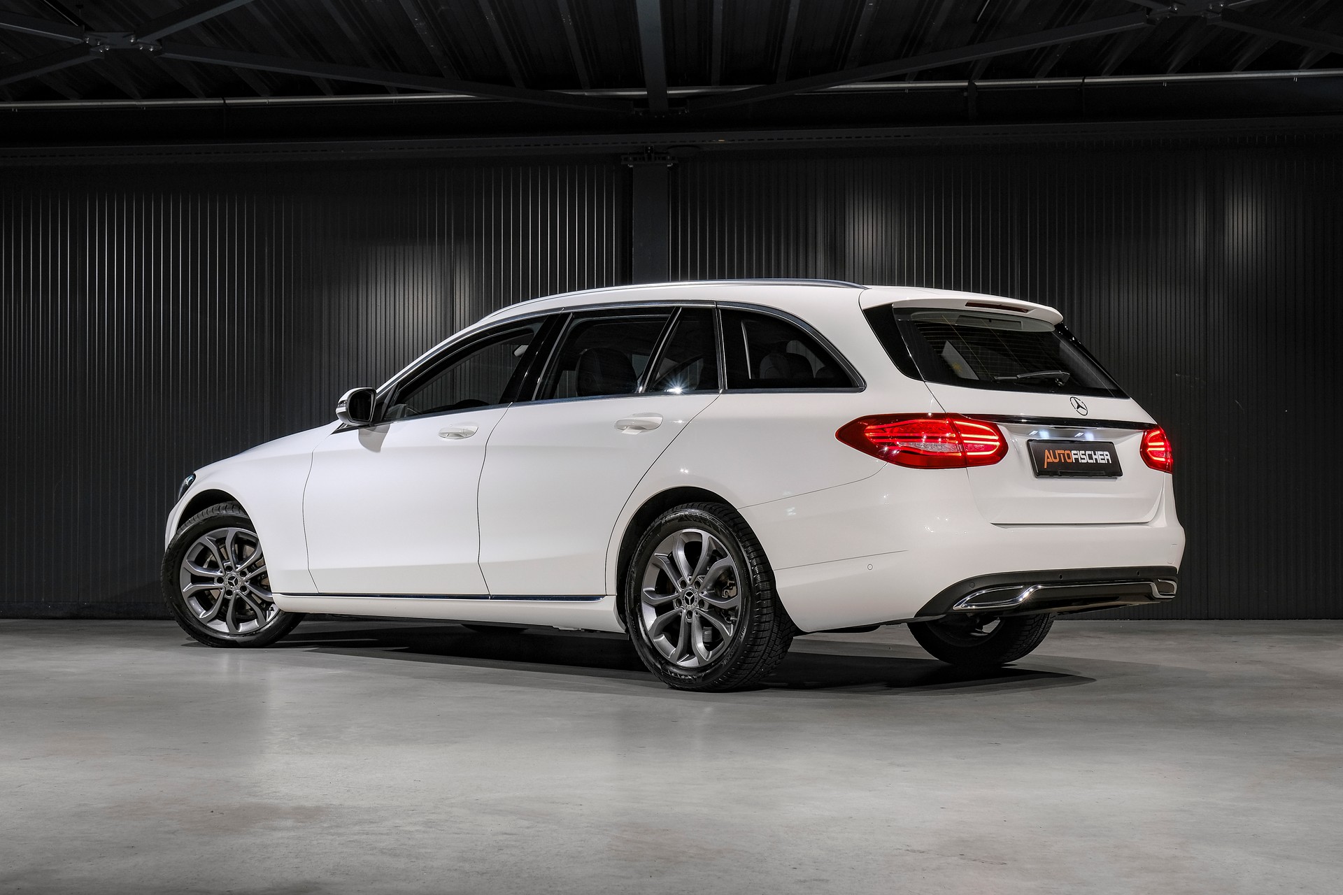 MERCEDES-BENZ C 180 Avantgarde-showroom-element-1