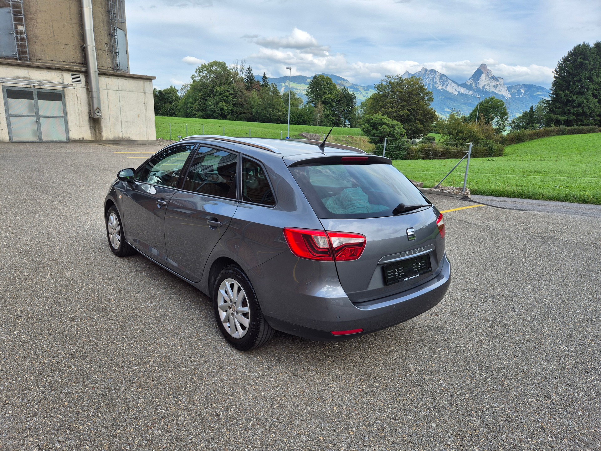 SEAT Ibiza ST 1.6 TDI Style-image-2