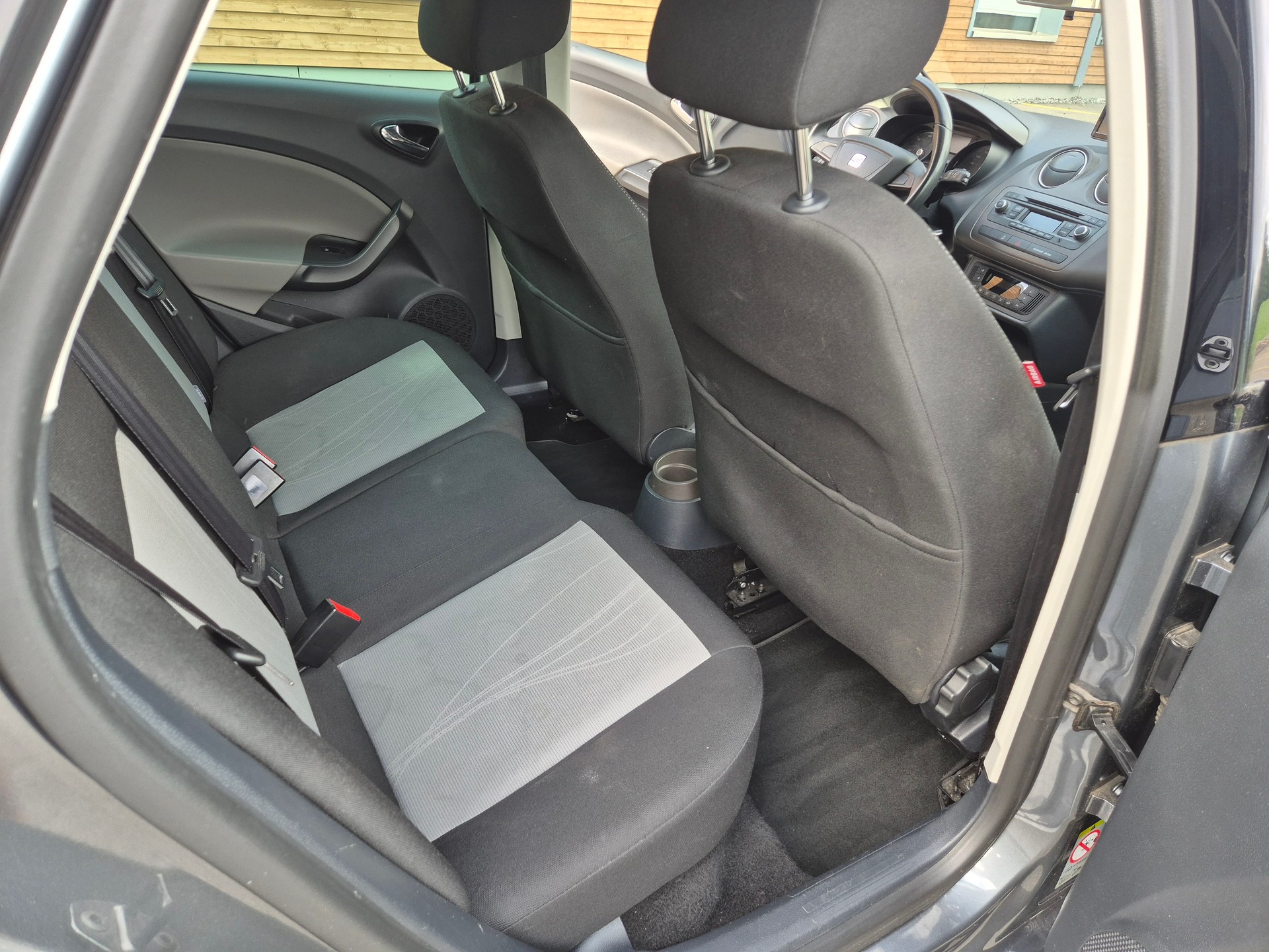 SEAT Ibiza ST 1.6 TDI Style-image-7