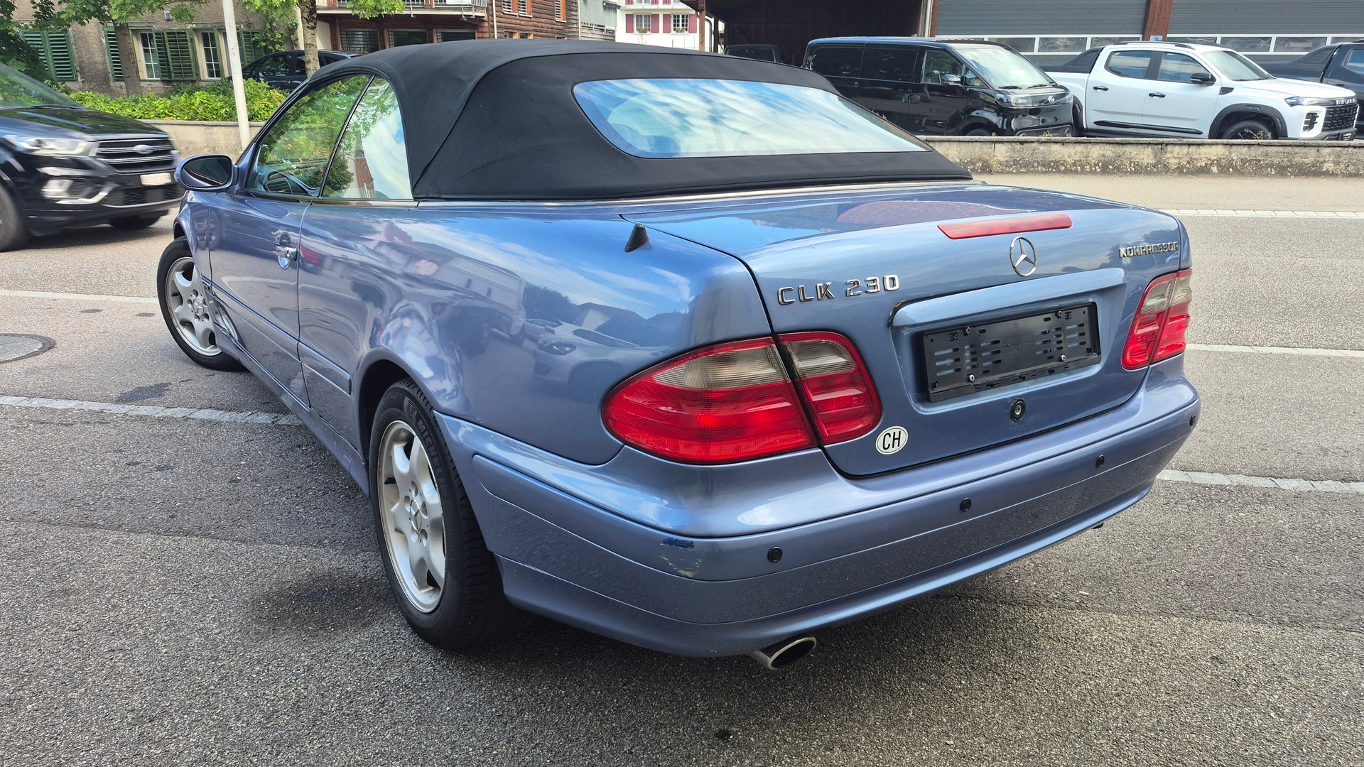 MERCEDES-BENZ CLK 230 Kompressor Elégance-image-6