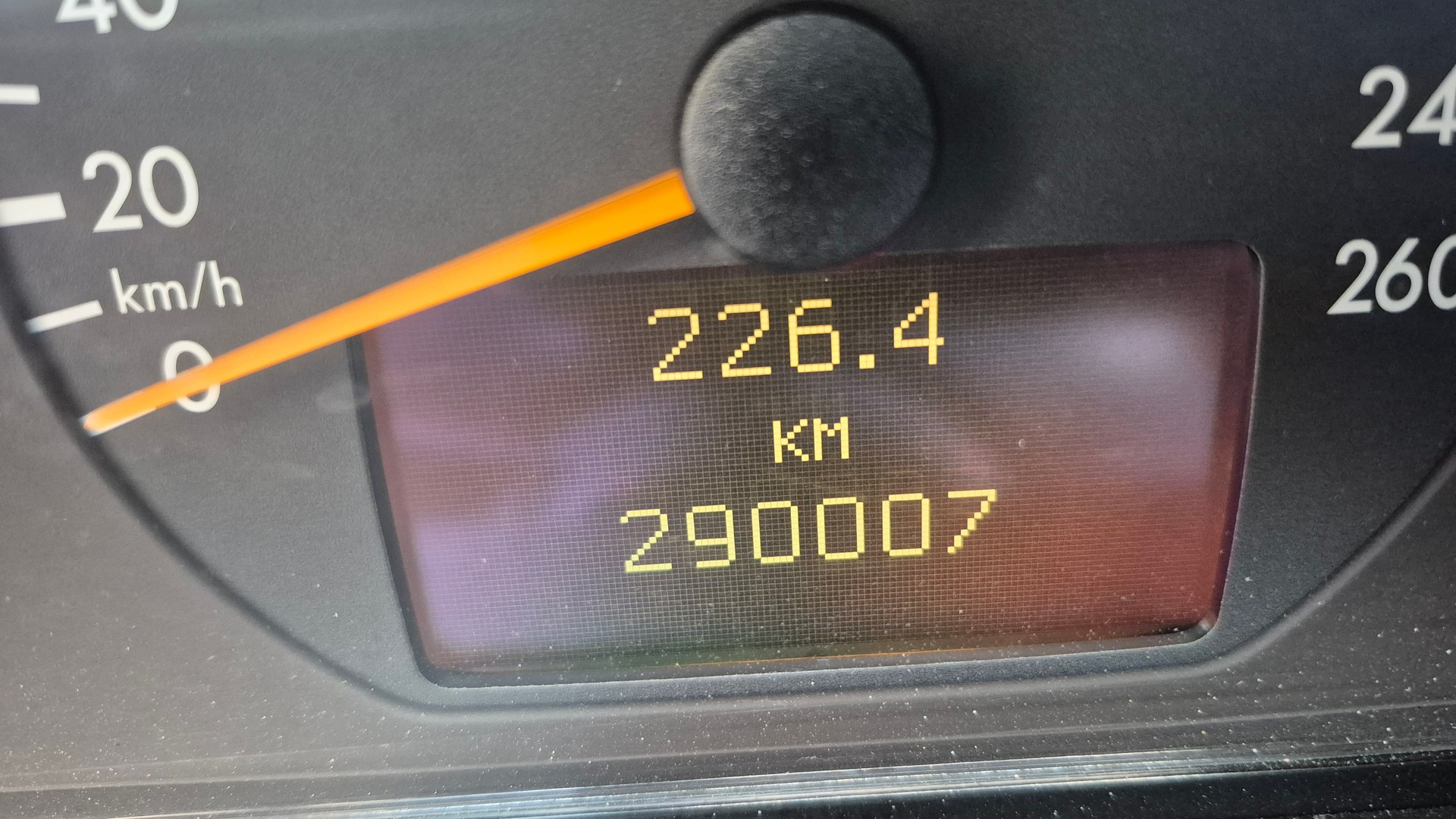 MERCEDES-BENZ CLK 230 Kompressor Elégance-image-13