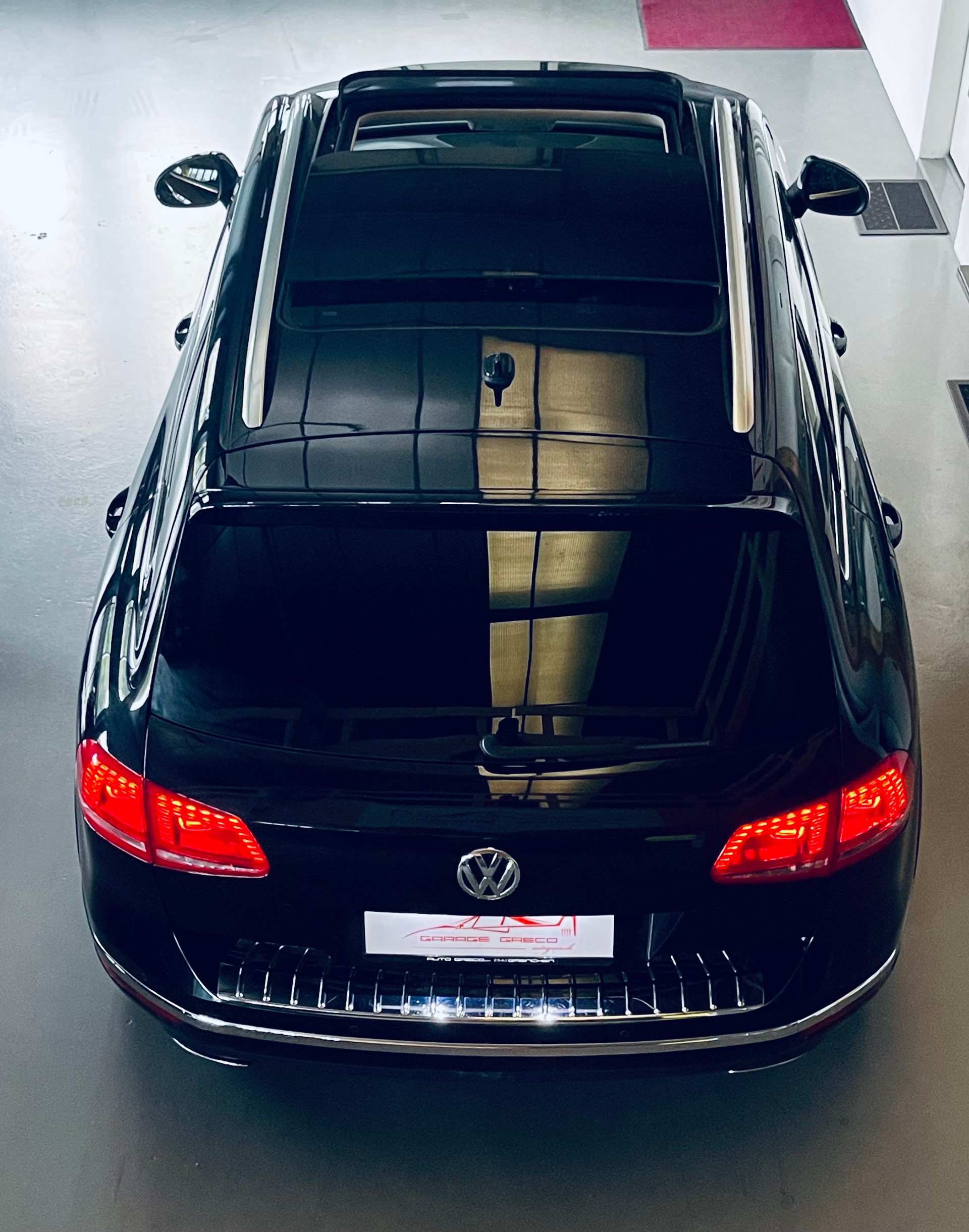 VW Touareg 3.0 TDI BlueMotion Technology Tiptronic-image-9