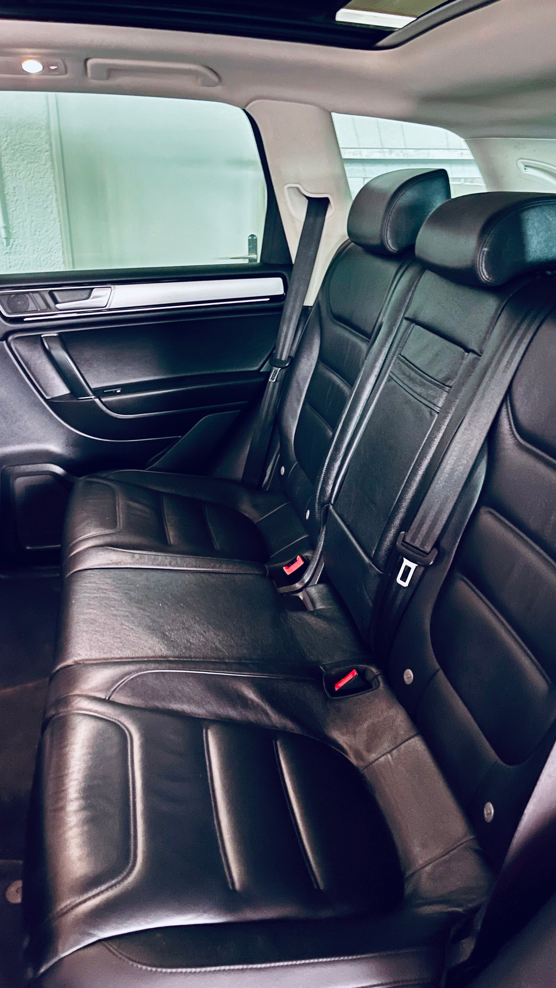 VW Touareg 3.0 TDI BlueMotion Technology Tiptronic-image-13