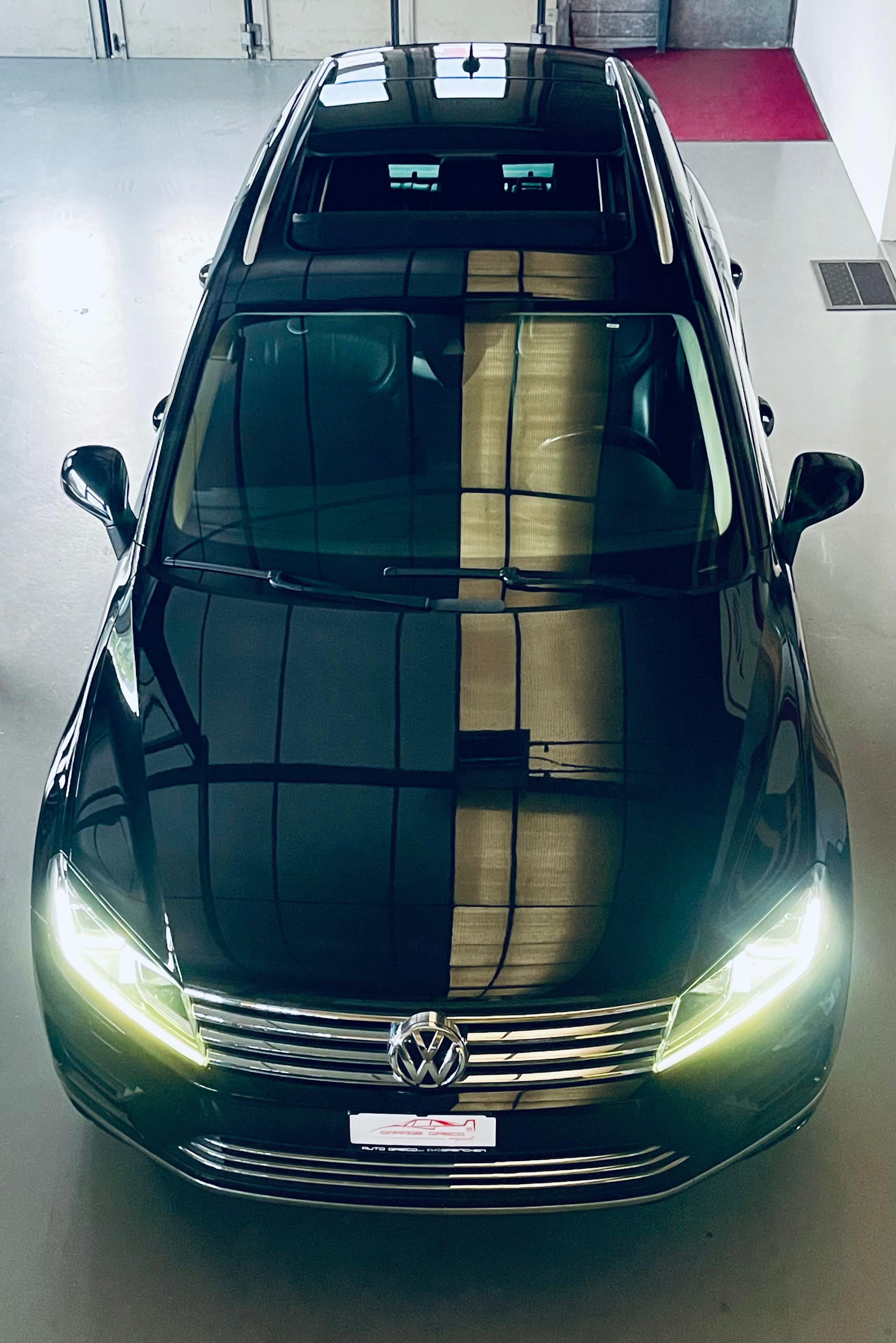 VW Touareg 3.0 TDI BlueMotion Technology Tiptronic-image-8