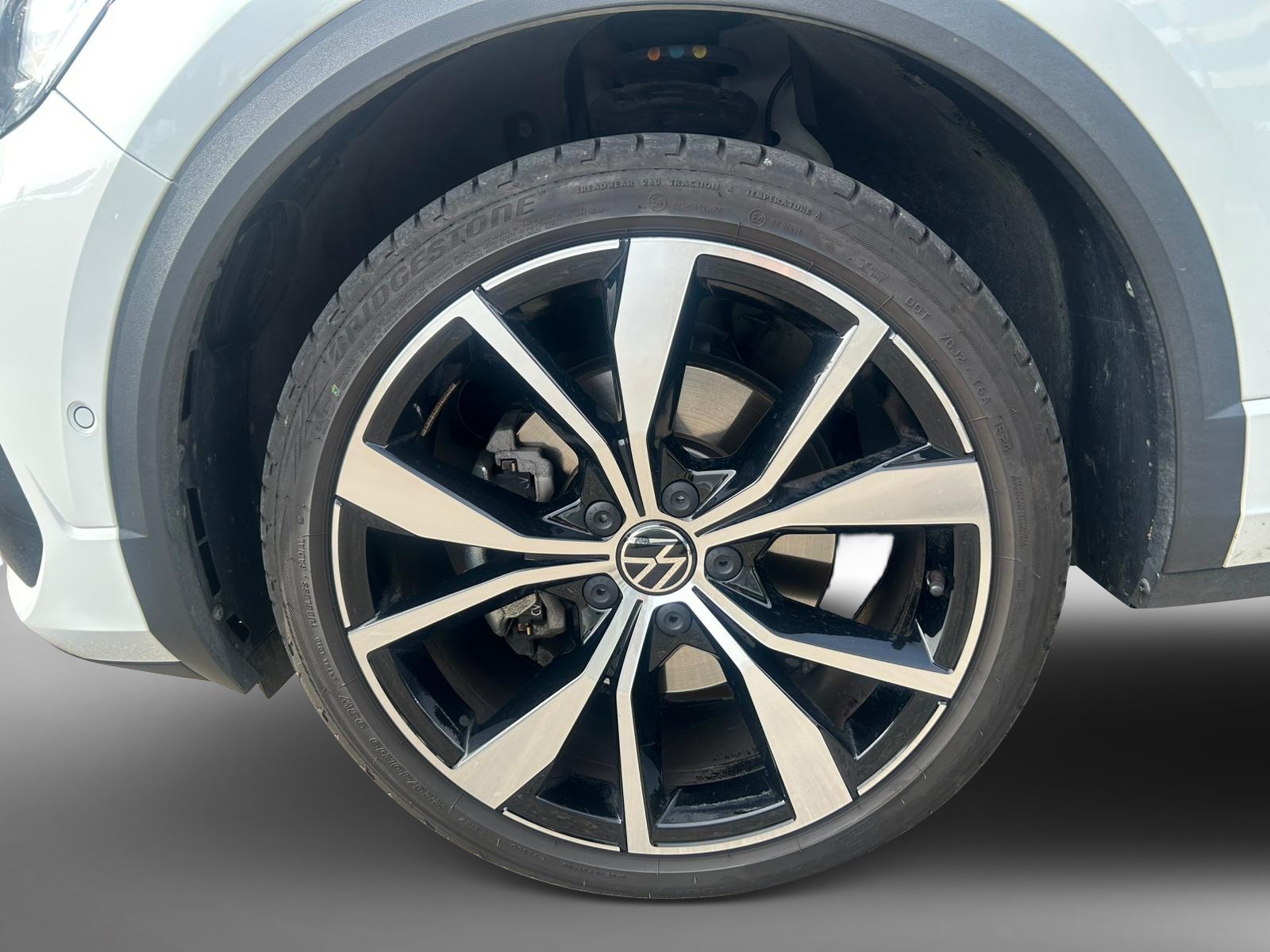 VW T-Roc R-Line 2.0TDI 150PS 4Motion-image-3
