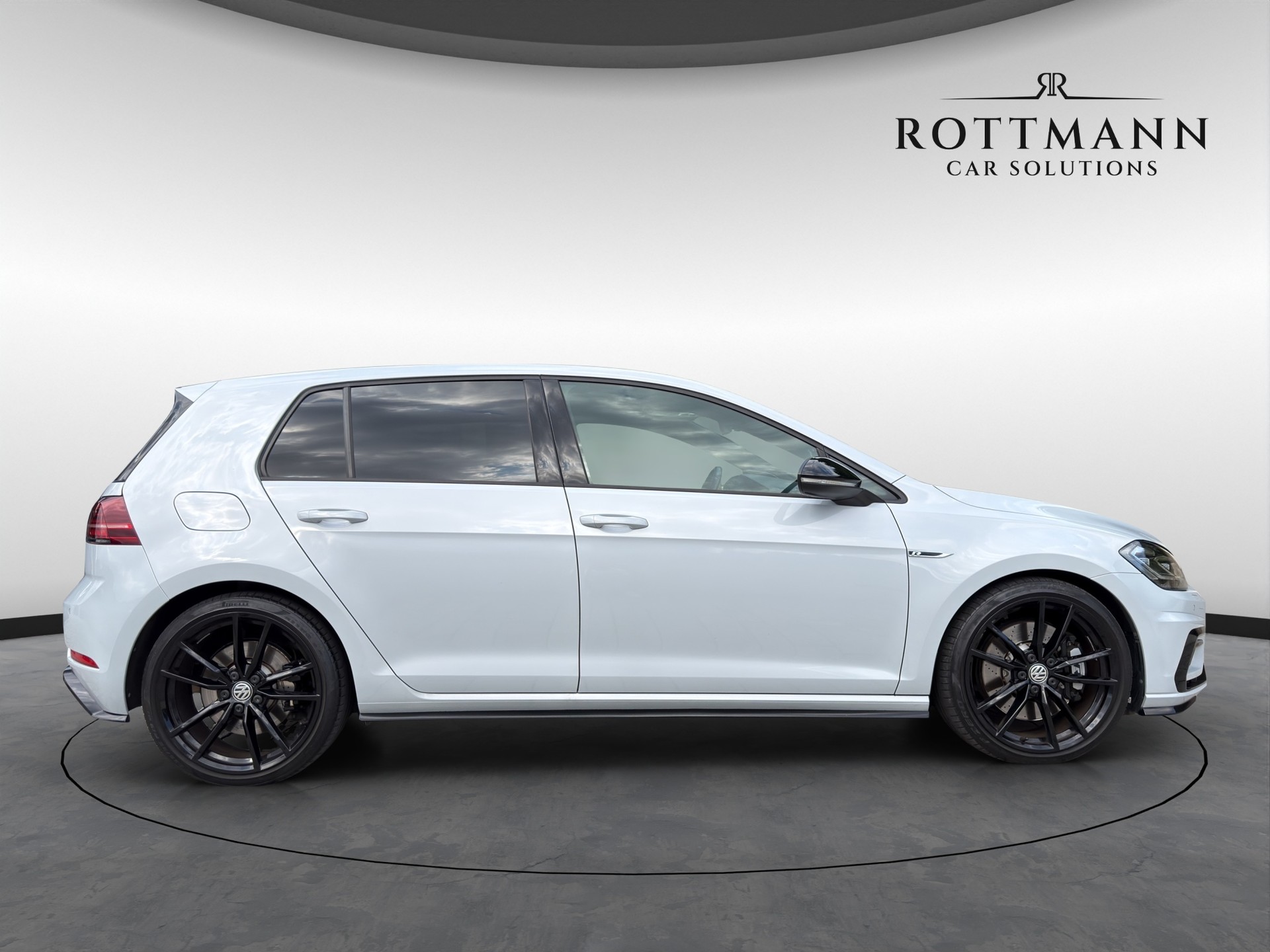 VW Golf 2.0 TSI R 4Motion DSG-image-4